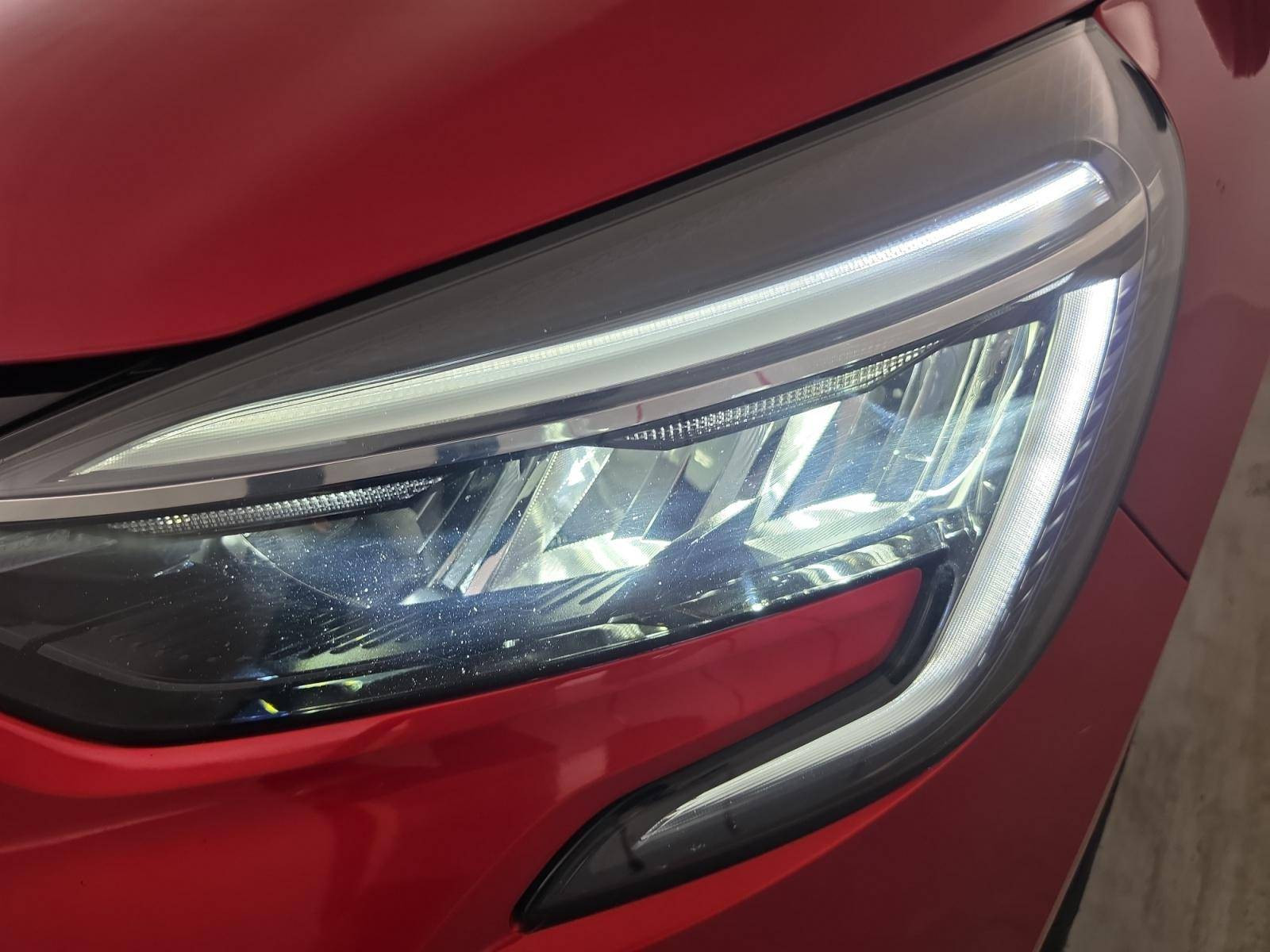 Vente en ligne Renault Clio 5 Clio E-Tech full hybrid 145 au prix de 17 490 €