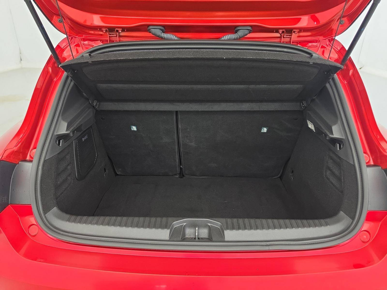Vente en ligne Renault Clio 5 Clio E-Tech full hybrid 145 au prix de 17 490 €