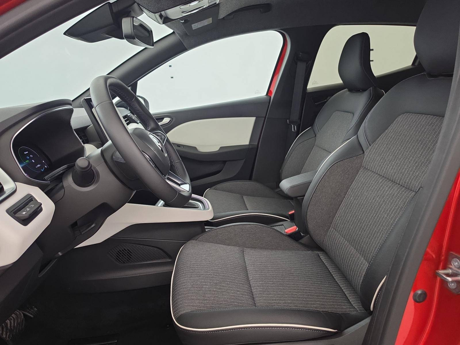 Vente en ligne Renault Clio 5 Clio E-Tech full hybrid 145 au prix de 17 490 €