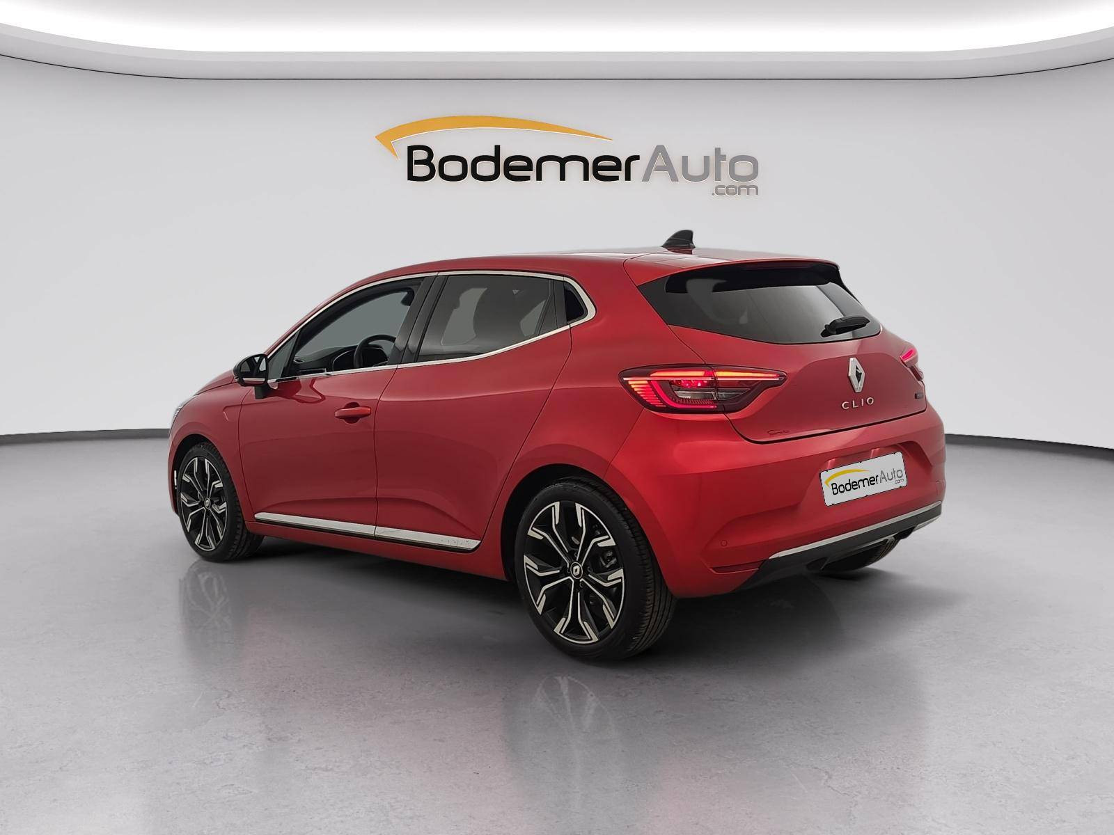 Vente en ligne Renault Clio 5 Clio E-Tech full hybrid 145 au prix de 17 490 €