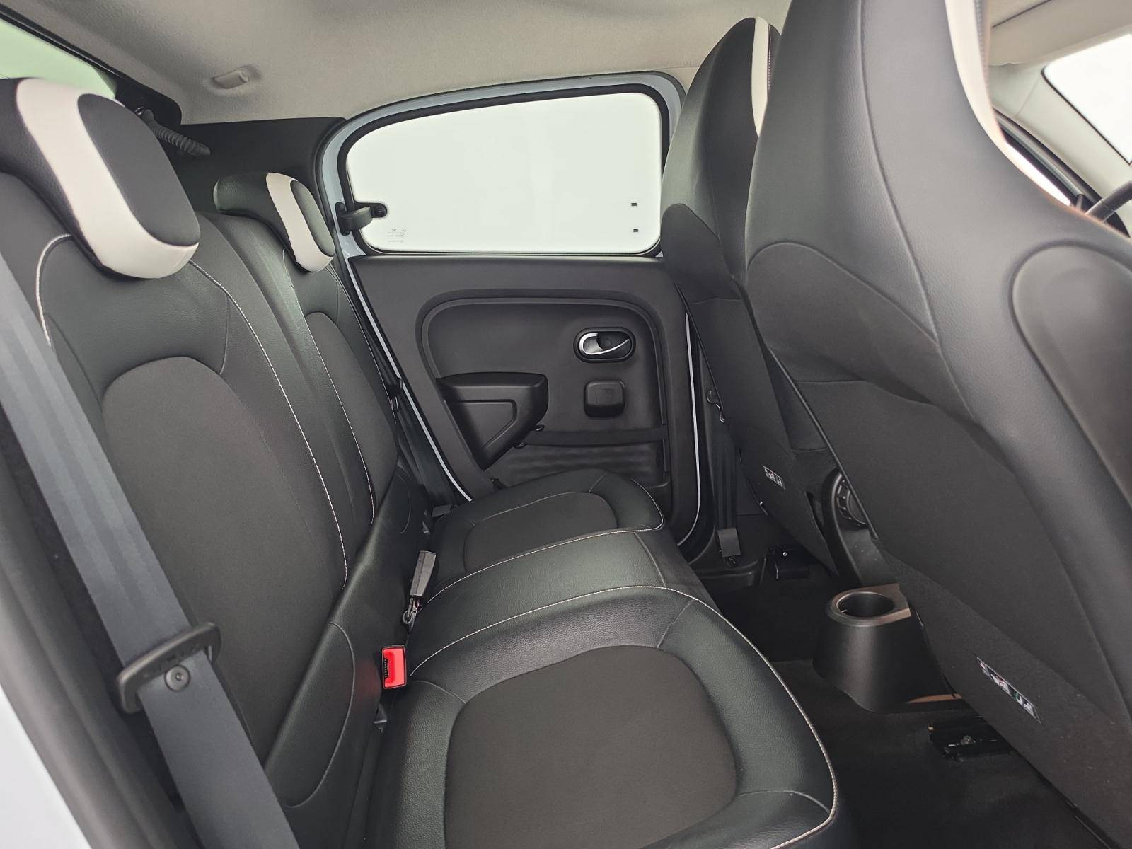 Vente en ligne Renault Twingo 3  SCe 65 au prix de 13 990 €