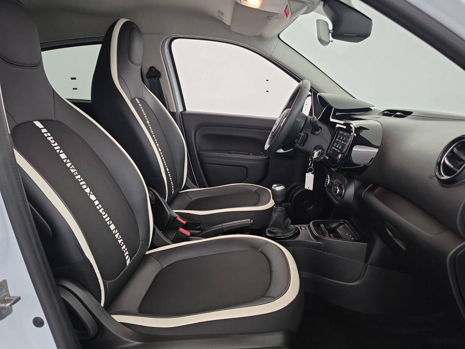 Vente en ligne Renault Twingo 3  SCe 65 au prix de 13 990 €