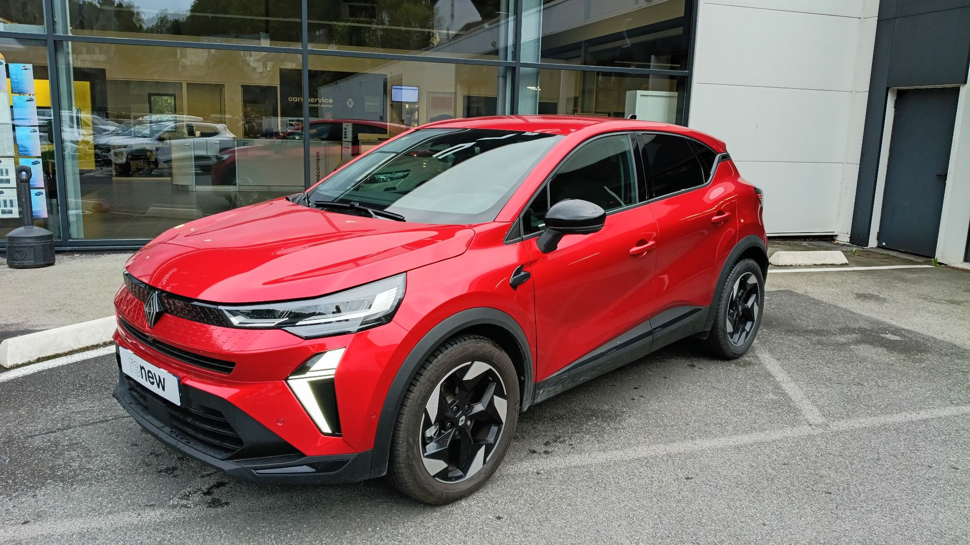 Renault Captur  E-Tech full hybrid 145 ch occasion de 2025 en vente à Châteaulin