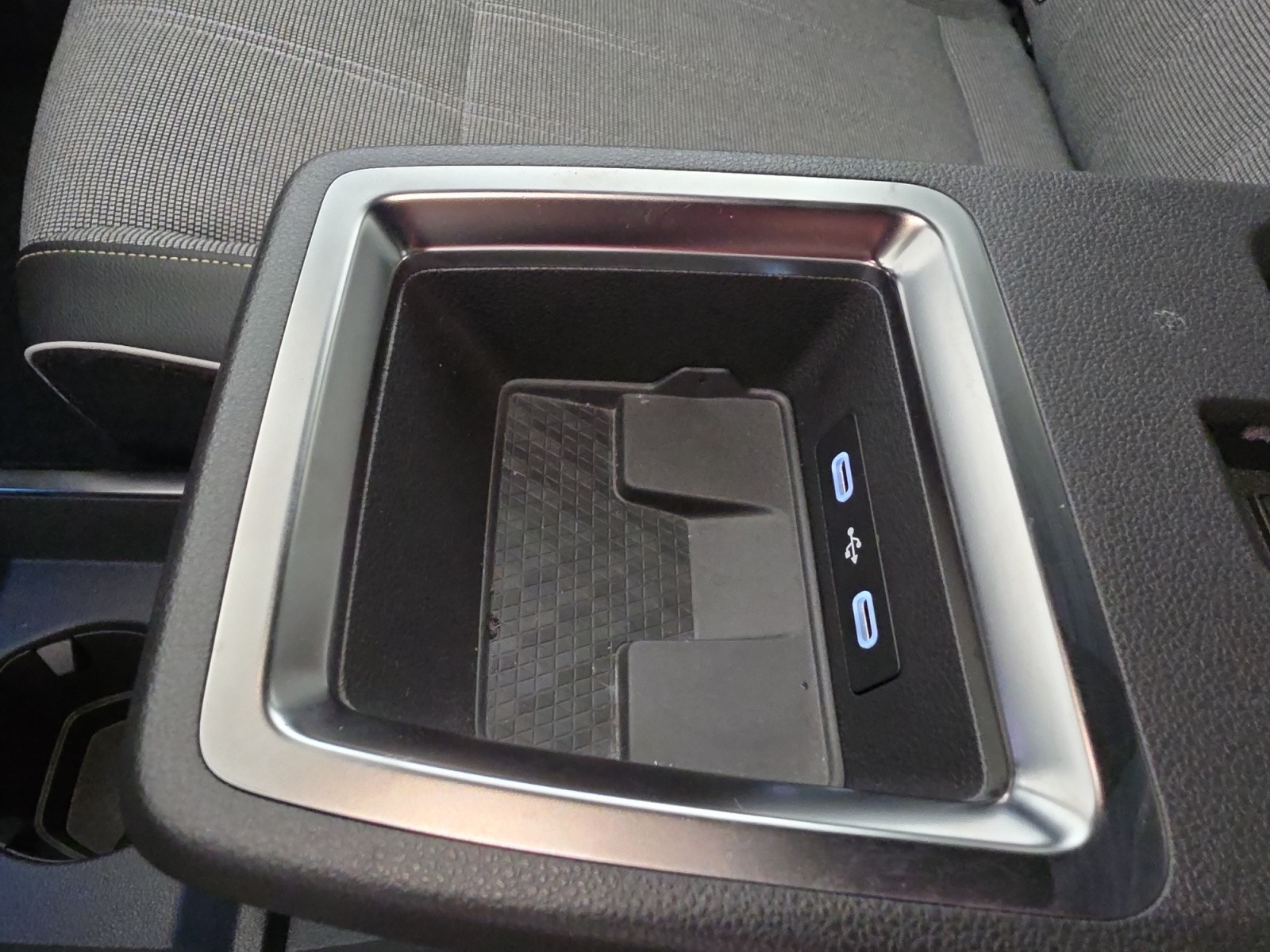 Vente en ligne Renault Scenic E-Tech Scenic E-Tech électrique 220 ch grande autonomie au prix de 28 990 €