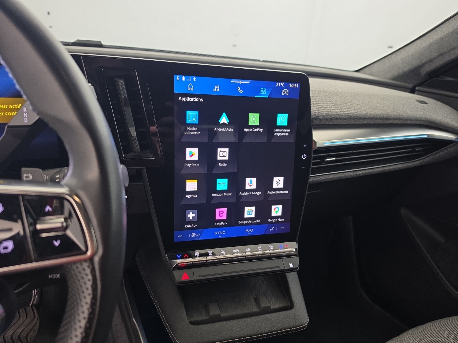 Vente en ligne Renault Scenic E-Tech Scenic E-Tech électrique 220 ch grande autonomie au prix de 28 990 €