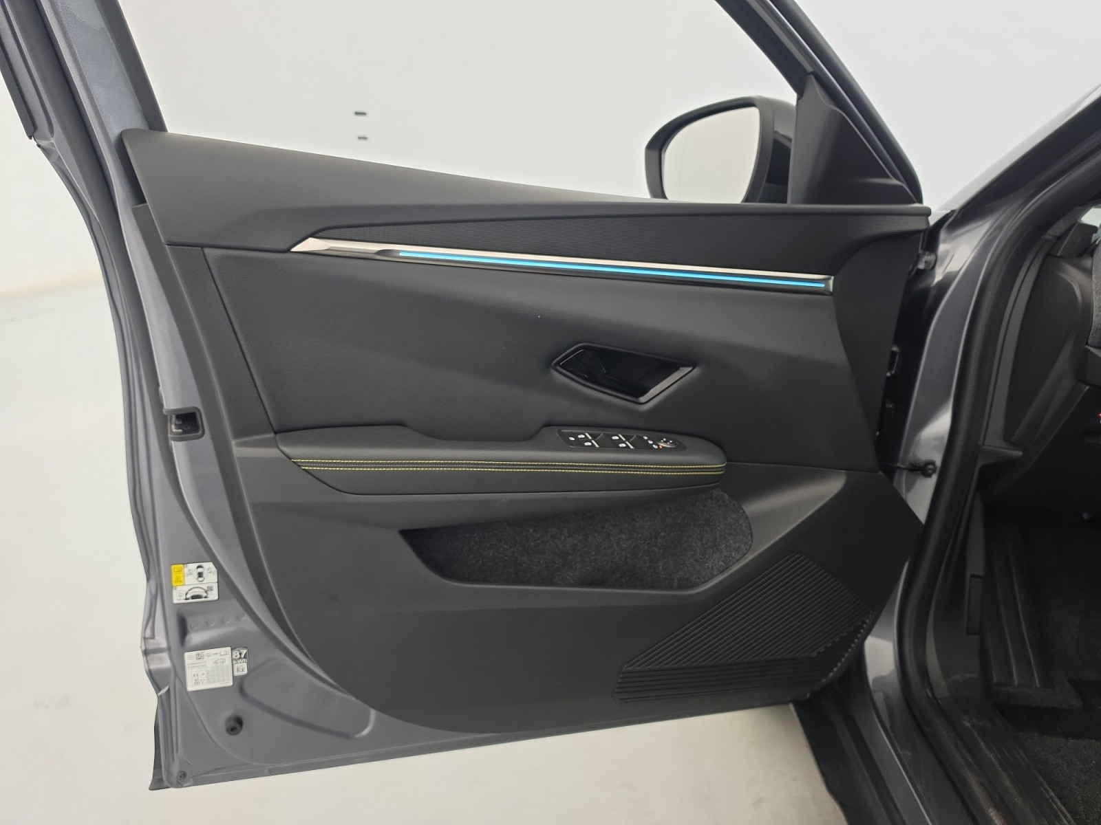 Vente en ligne Renault Scenic E-Tech Scenic E-Tech électrique 220 ch grande autonomie au prix de 28 990 €