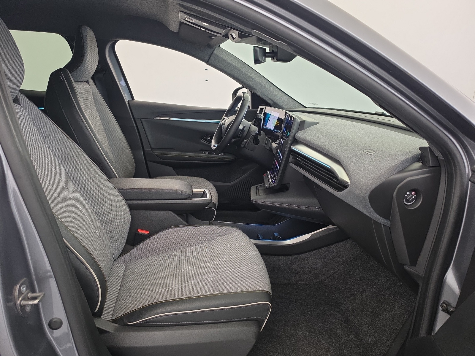 Vente en ligne Renault Scenic E-Tech Scenic E-Tech électrique 220 ch grande autonomie au prix de 28 990 €