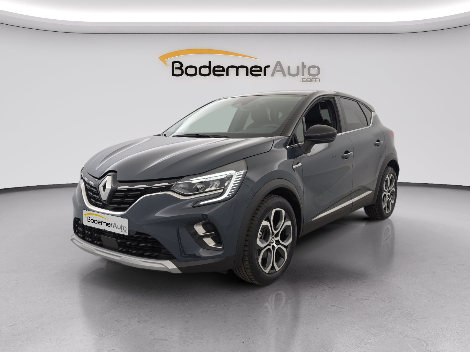 Renault Captur  E-Tech full hybrid 145 occasion de 2022 en vente à Châteaulin
