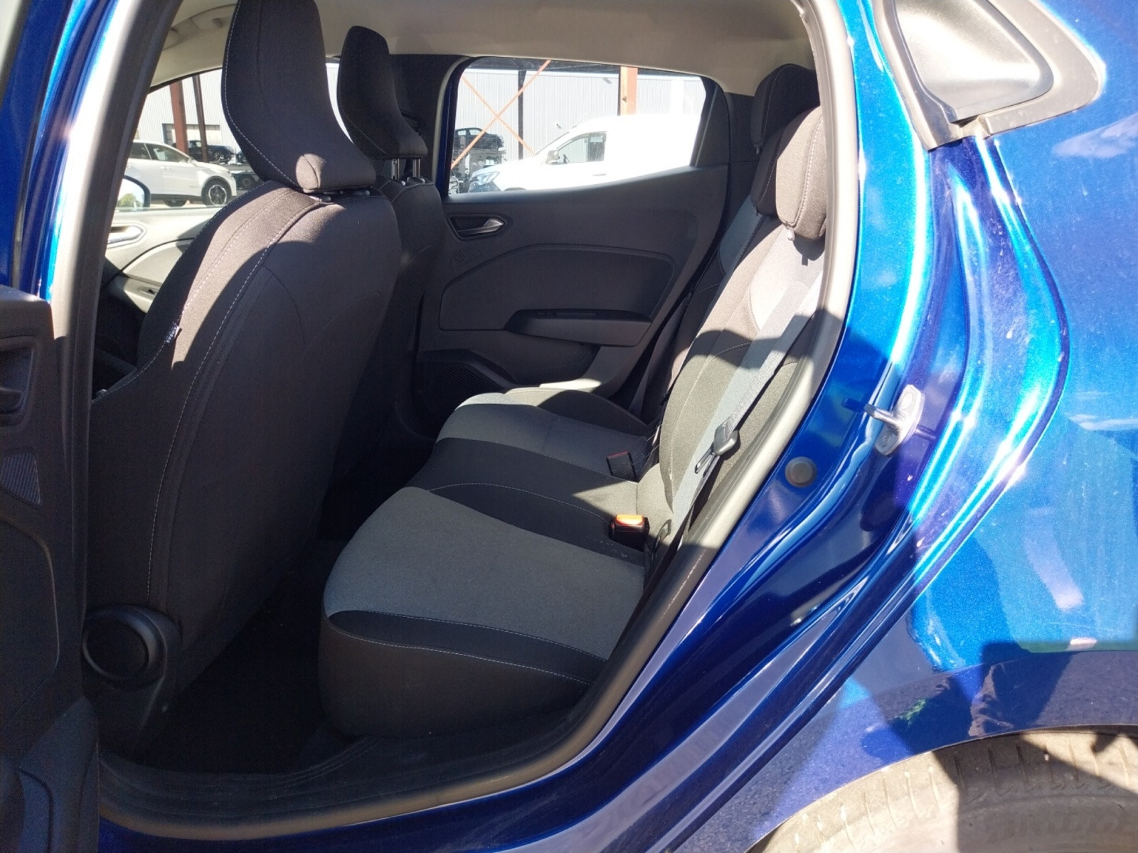 Vente en ligne Renault Clio 5 Clio Blue dCi 100 ch GSR2 au prix de 17 990 €