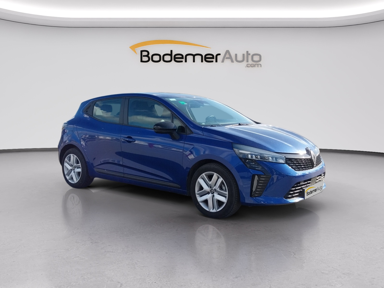 Vente en ligne Renault Clio 5 Clio Blue dCi 100 ch GSR2 au prix de 17 990 €