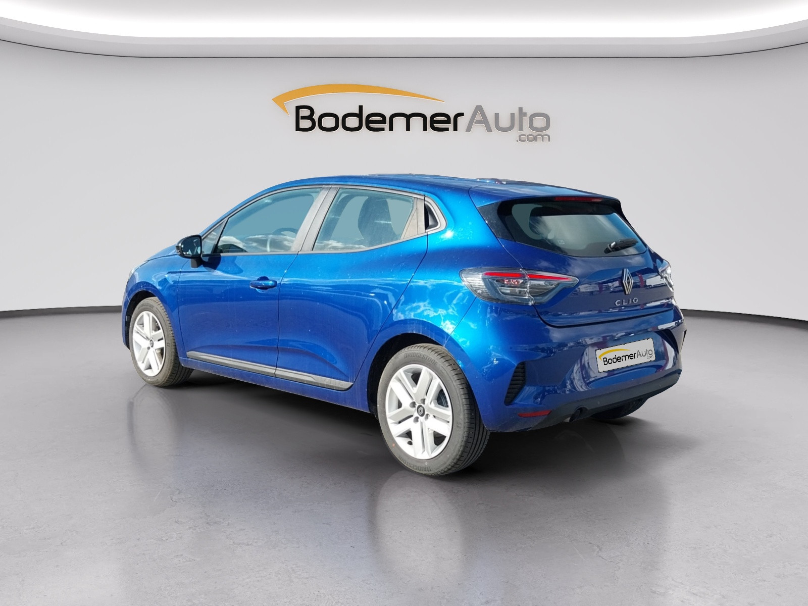 Vente en ligne Renault Clio 5 Clio Blue dCi 100 ch GSR2 au prix de 17 990 €