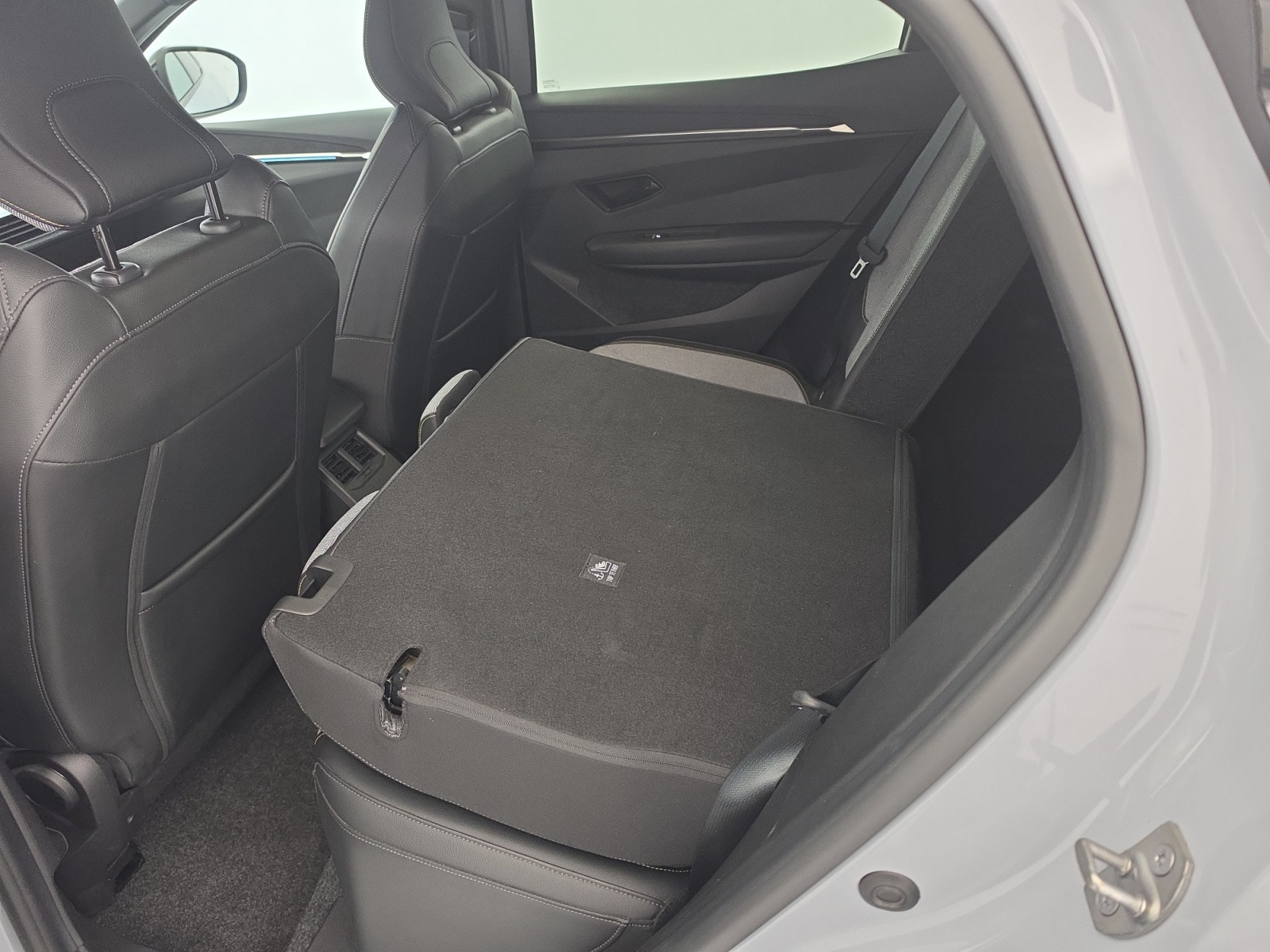 Vente en ligne Renault Megane E-Tech  EV60 220 ch optimum charge au prix de 30 990 €