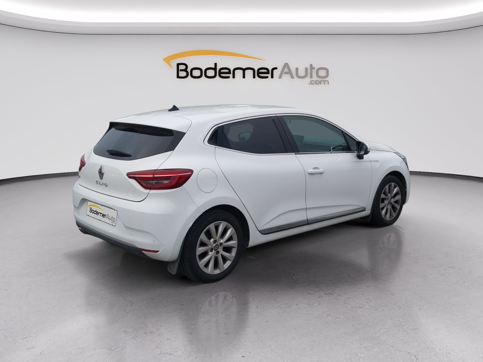 Vente en ligne Renault Clio 5 Clio Blue dCi 115 au prix de 14 990 €