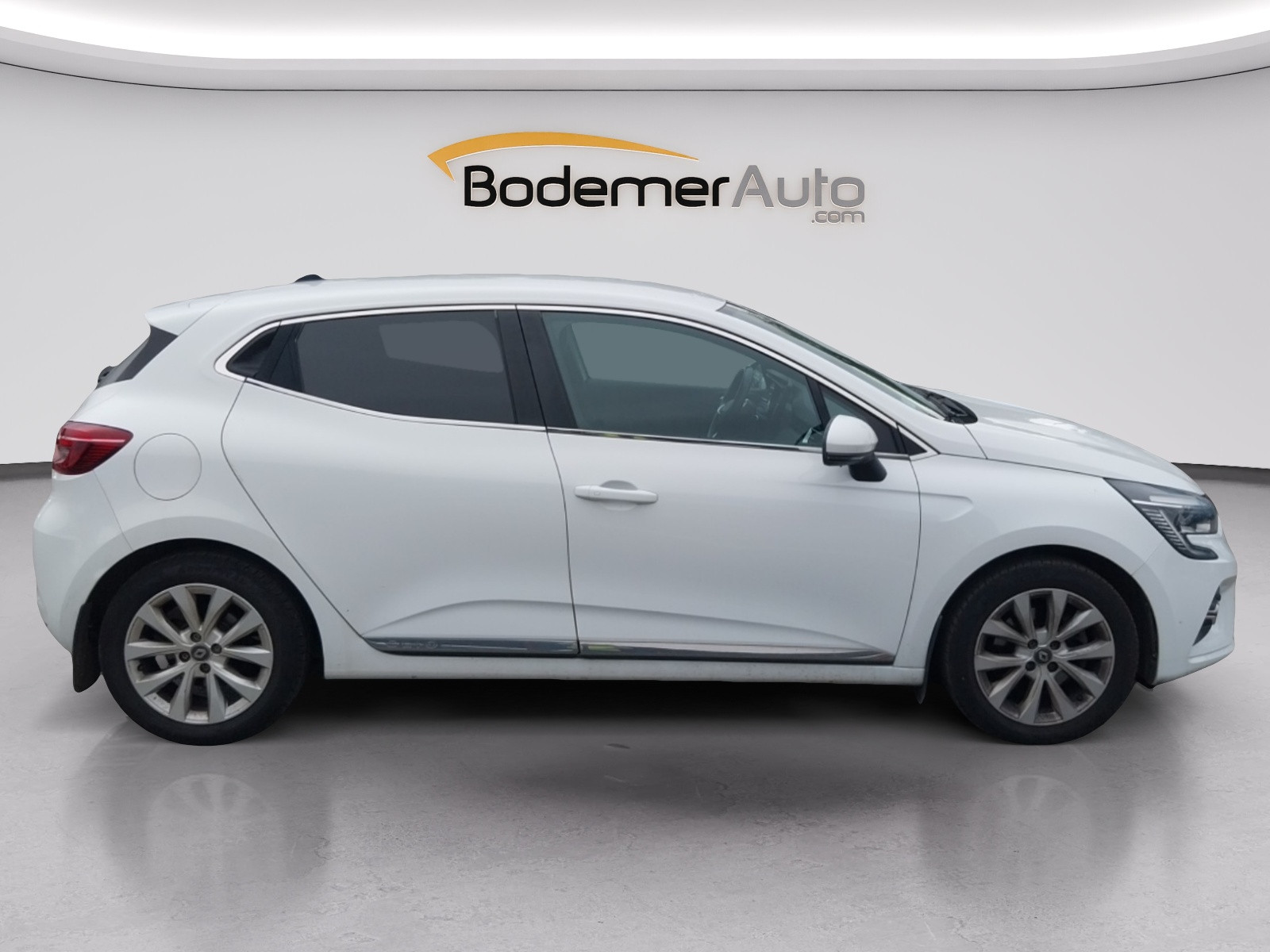 Vente en ligne Renault Clio 5 Clio Blue dCi 115 au prix de 14 990 €