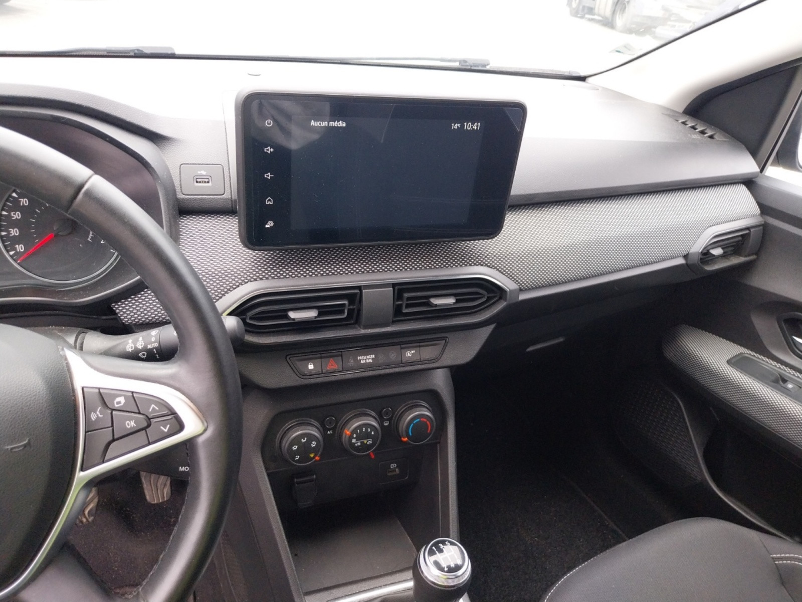 Vente en ligne Dacia Sandero  SCe 65 - 22 au prix de 11 990 €