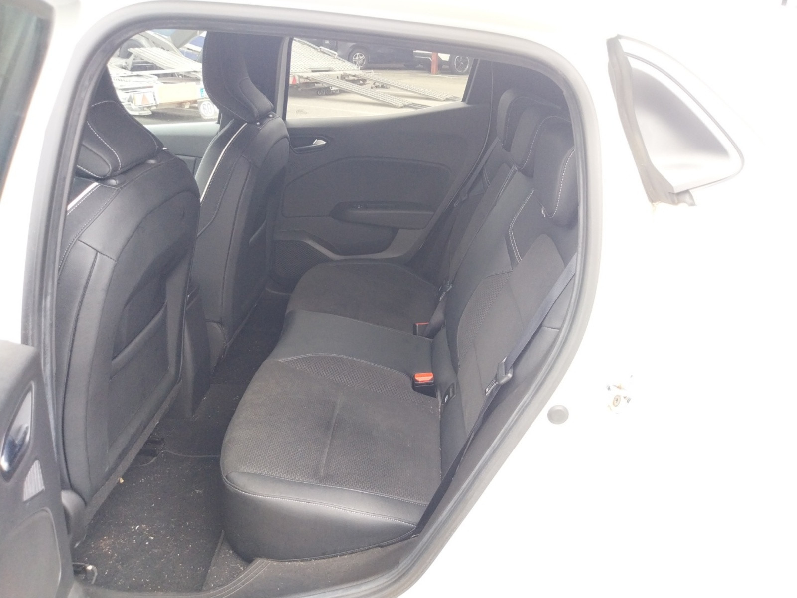 Vente en ligne Renault Clio 5 Clio Blue dCi 115 au prix de 14 990 €