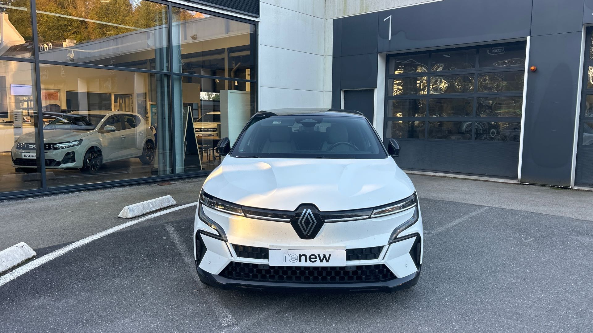 Vente en ligne Renault Megane E-Tech  EV60 220 ch super charge au prix de 28 990 €