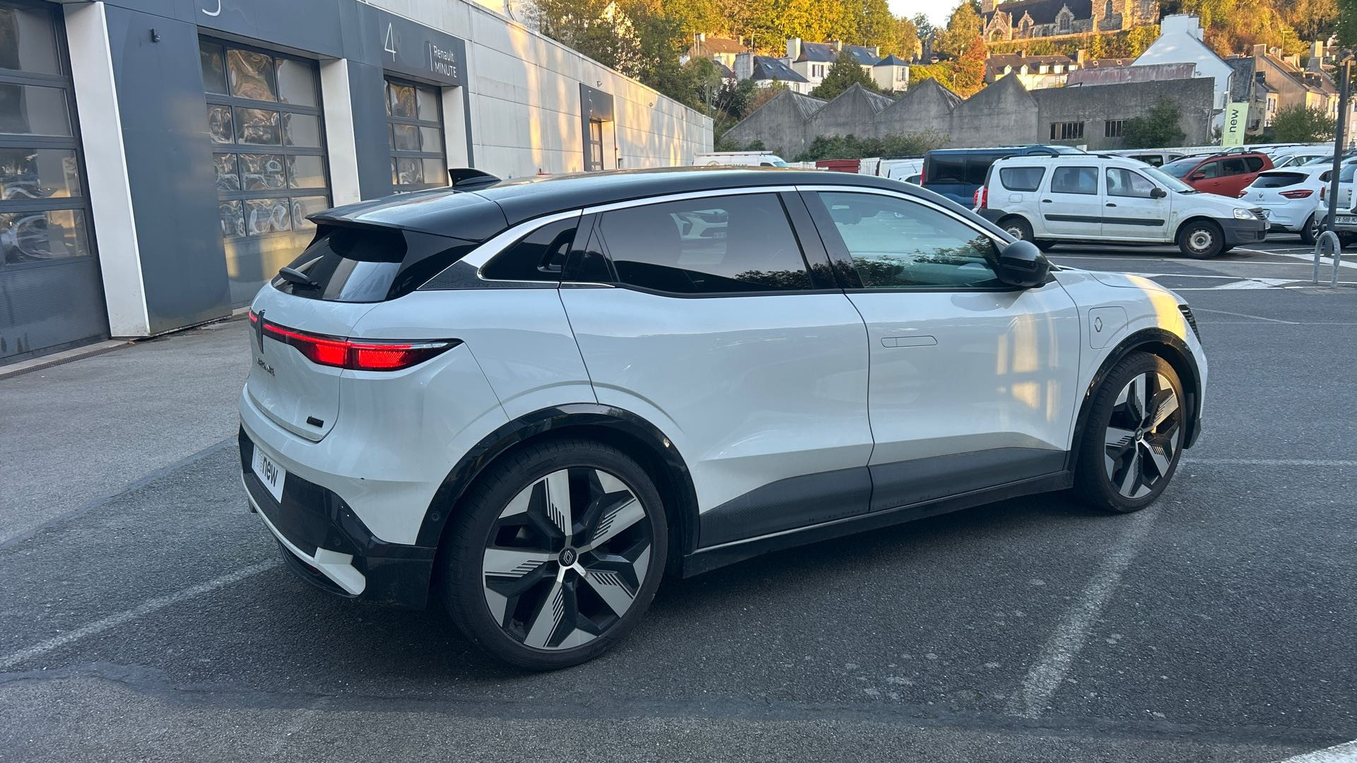 Vente en ligne Renault Megane E-Tech  EV60 220 ch super charge au prix de 28 990 €