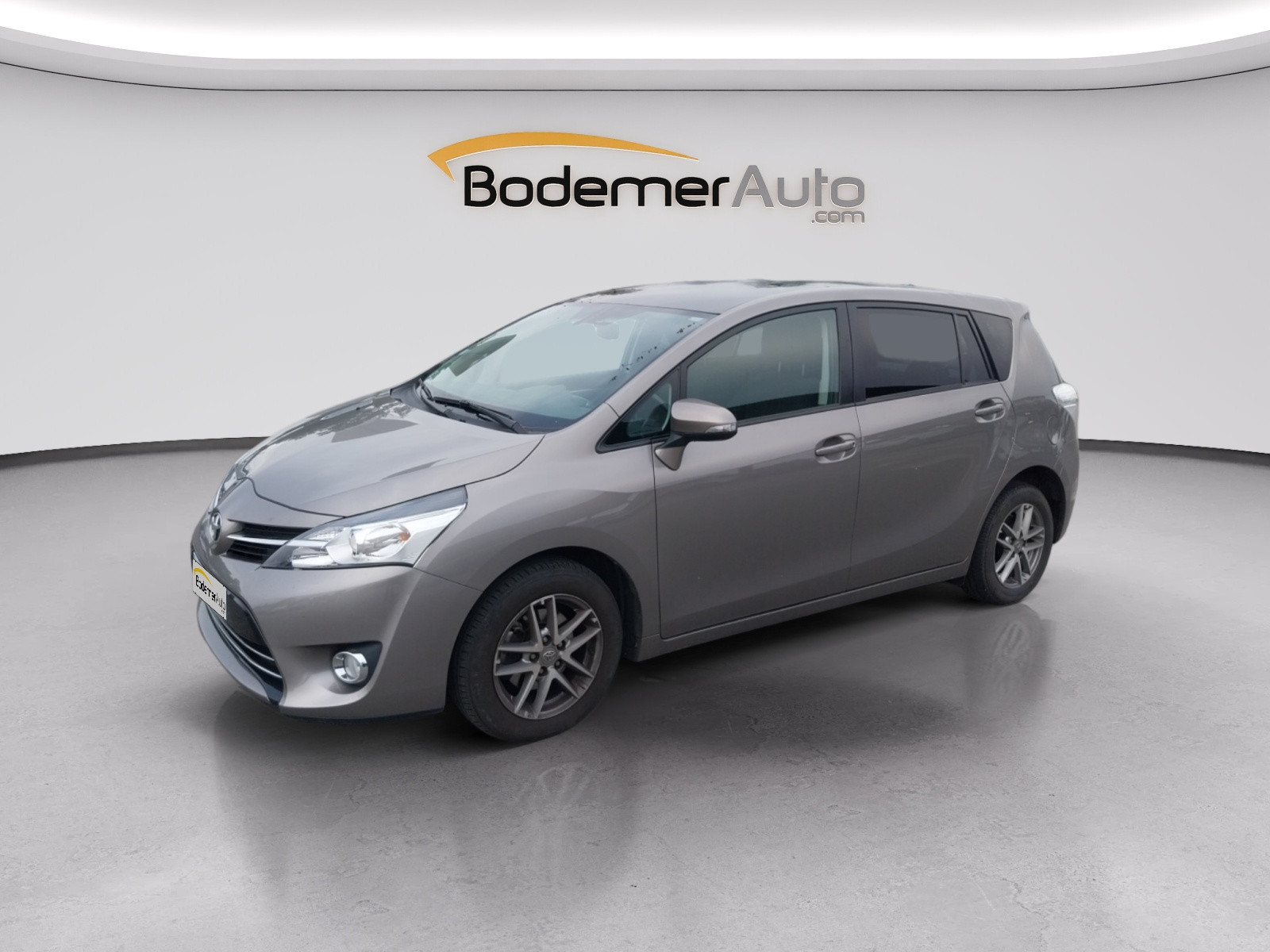 Toyota Verso Verso 112 D-4D FAP occasion de 2015 en vente à Châteaulin