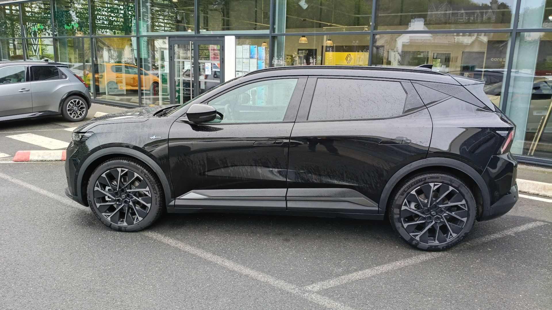 Vente en ligne Renault Scenic E-Tech Scenic E-Tech électrique 220 ch grande autonomie au prix de 46 990 €