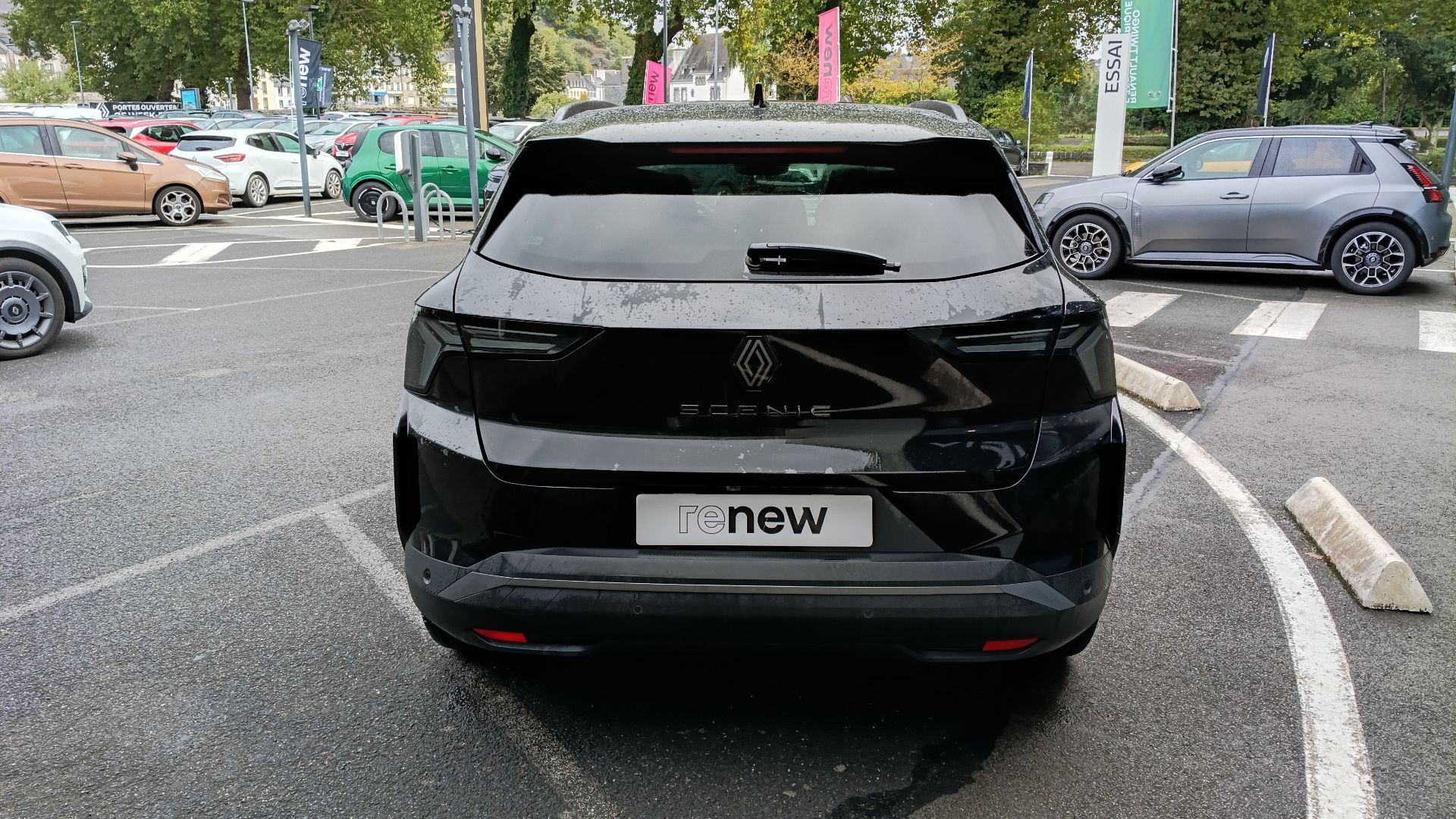 Vente en ligne Renault Scenic E-Tech Scenic E-Tech électrique 220 ch grande autonomie au prix de 46 990 €