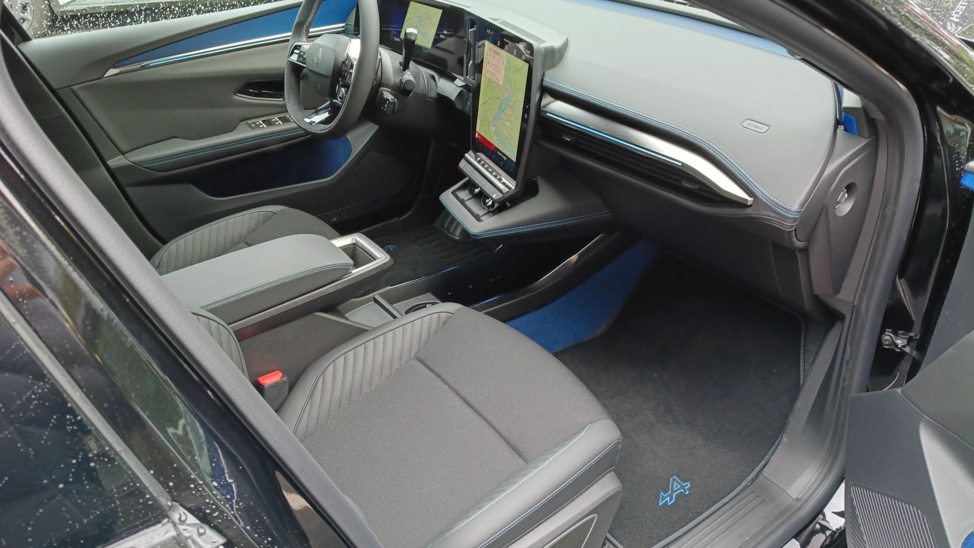 Vente en ligne Renault Scenic E-Tech Scenic E-Tech électrique 220 ch grande autonomie au prix de 46 990 €