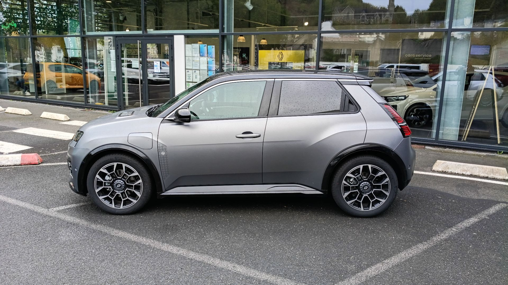 Vente en ligne Renault R5 E-Tech  150 ch autonomie confort au prix de 36 490 €