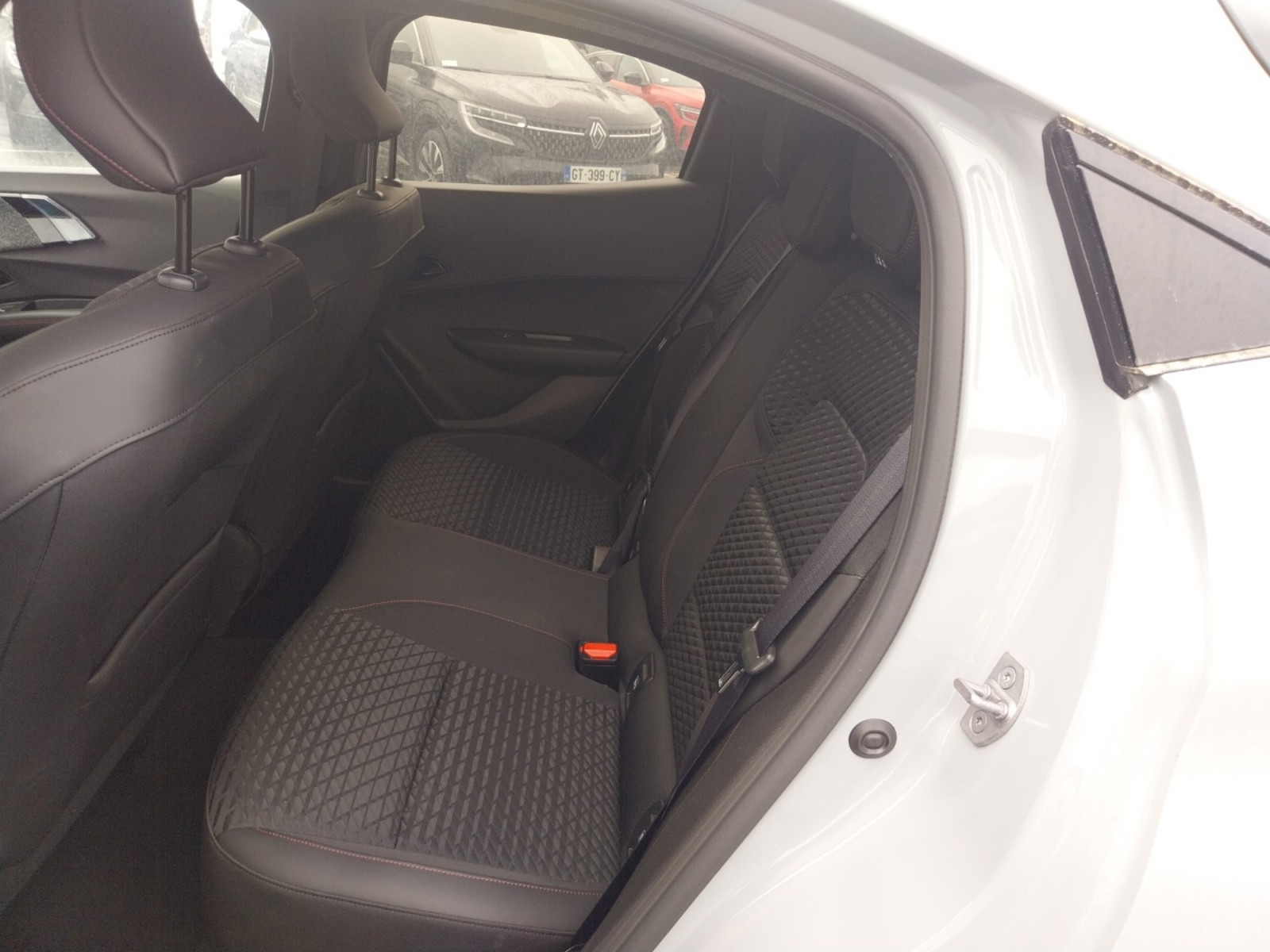 Vente en ligne Renault Clio 6 Clio E-Tech full hybrid 160 ch au prix de 25 990 €