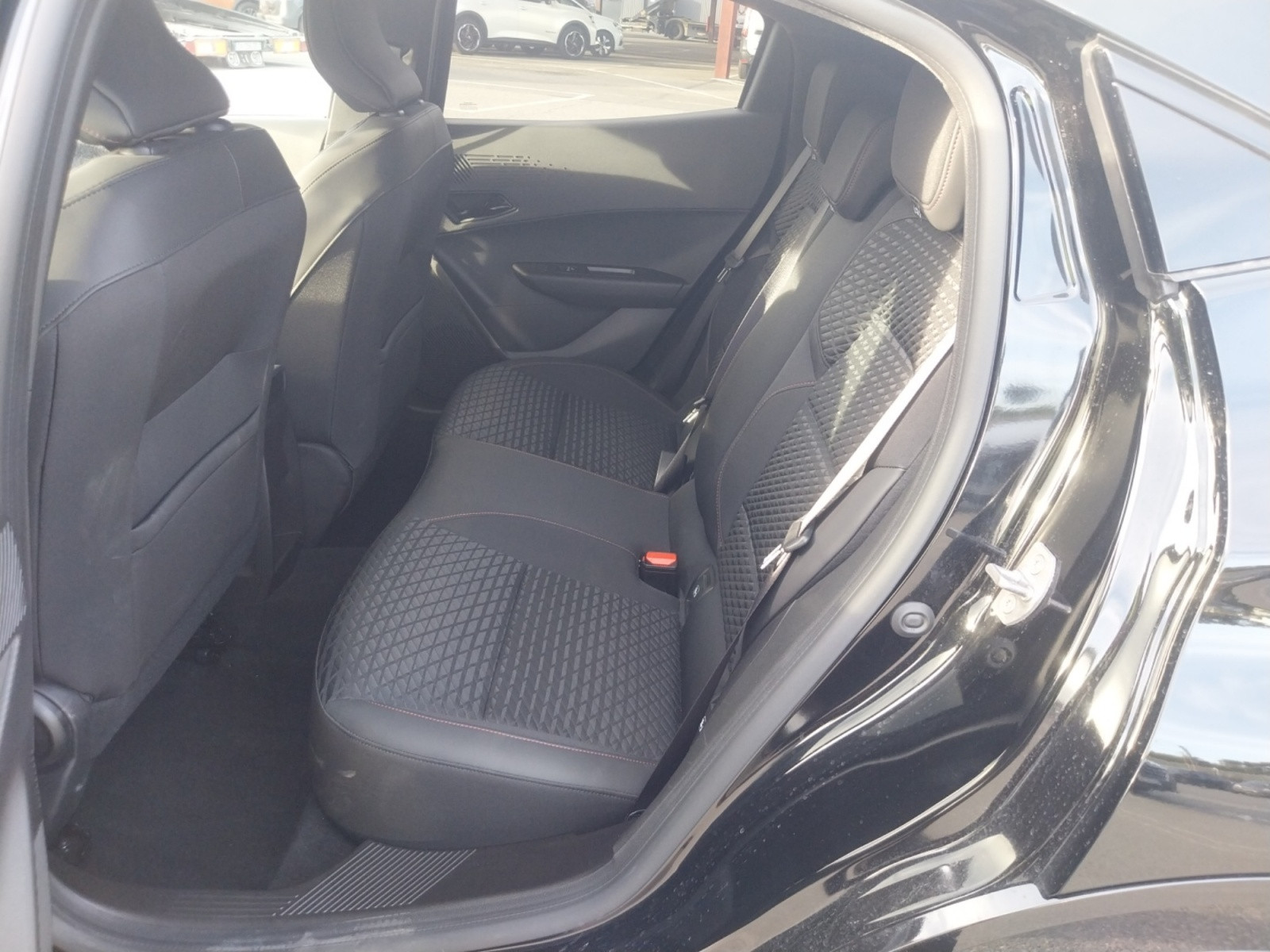 Vente en ligne Renault Clio 6 Clio TCe 115 ch au prix de 21 990 €