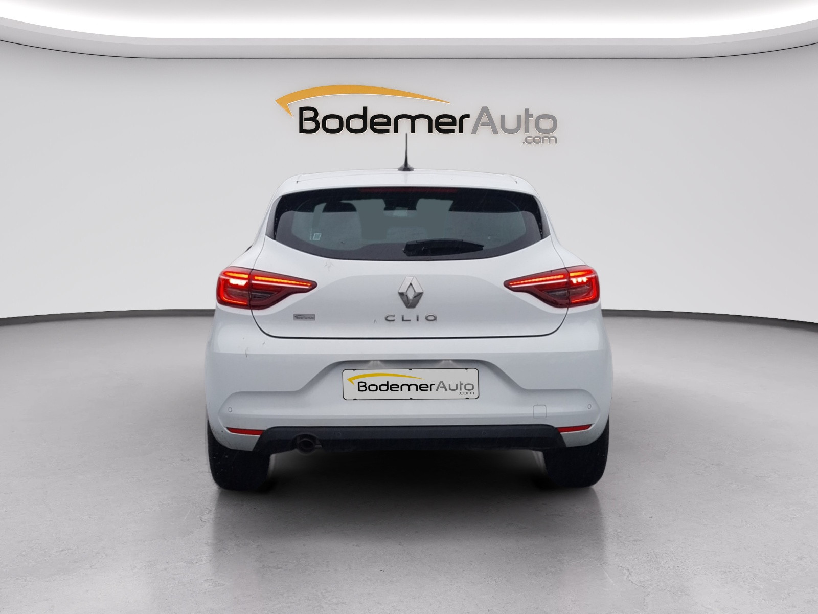 Vente en ligne Renault Clio 5 Clio TCe 90 - 21N au prix de 13 990 €