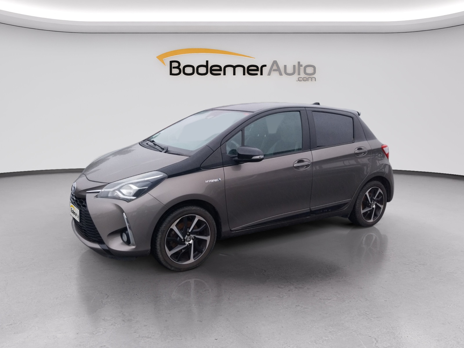 Toyota Yaris Yaris Hybride Pro 100h occasion de 2019 en vente à Châteaulin
