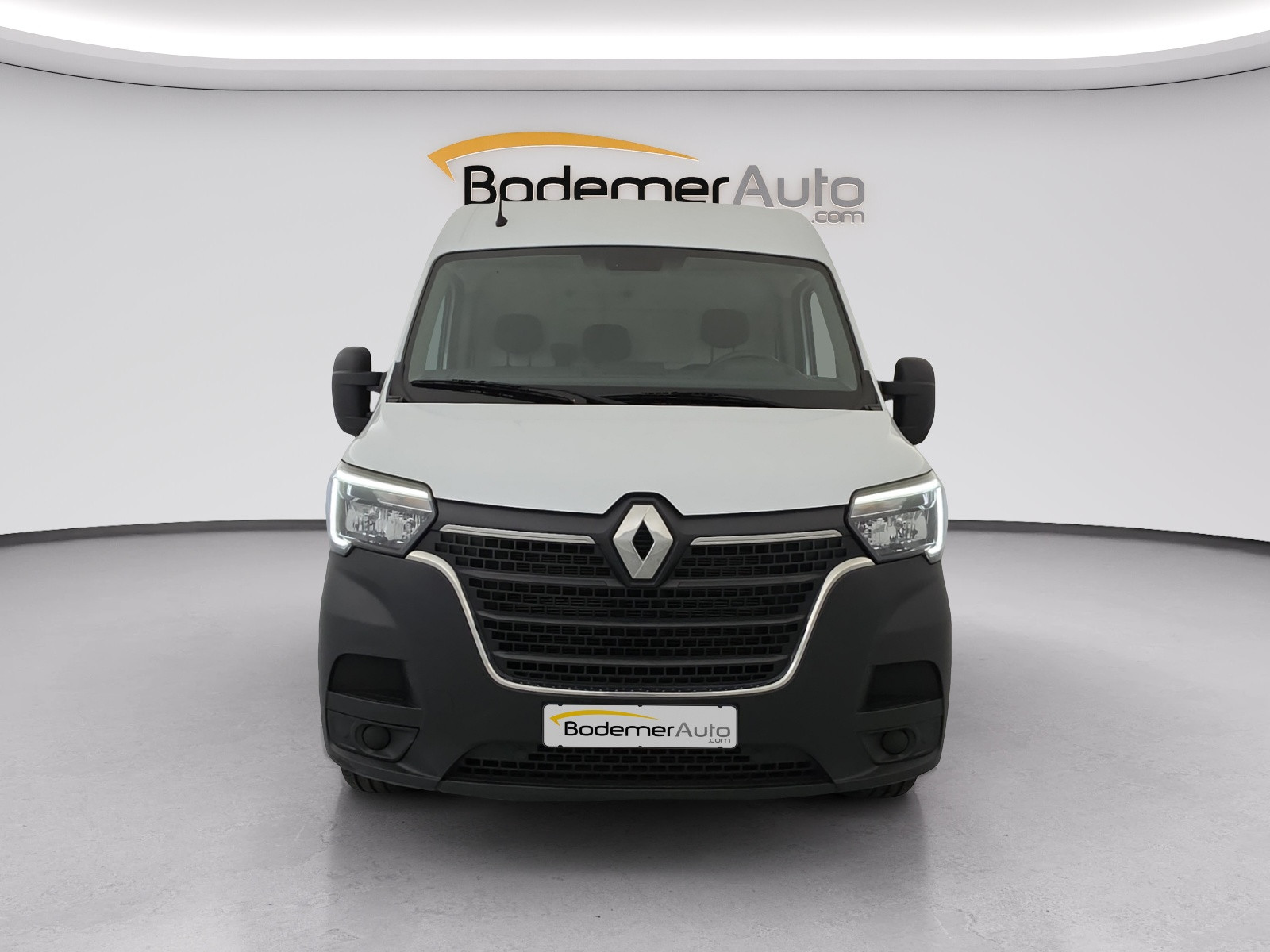 Vente en ligne Renault Master Fourgon MASTER FGN TRAC F3500 L2H2 BLUE DCI 135 au prix de 20 990 €