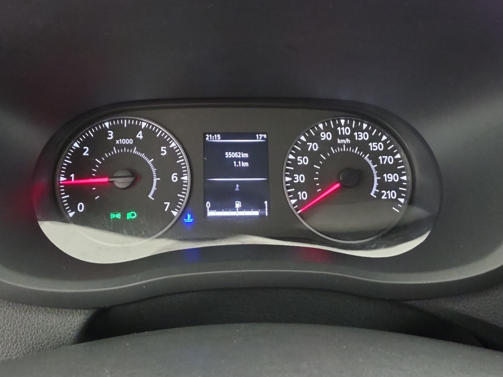 Vente en ligne Renault Master Fourgon MASTER FGN TRAC F3500 L2H2 BLUE DCI 135 au prix de 20 990 €