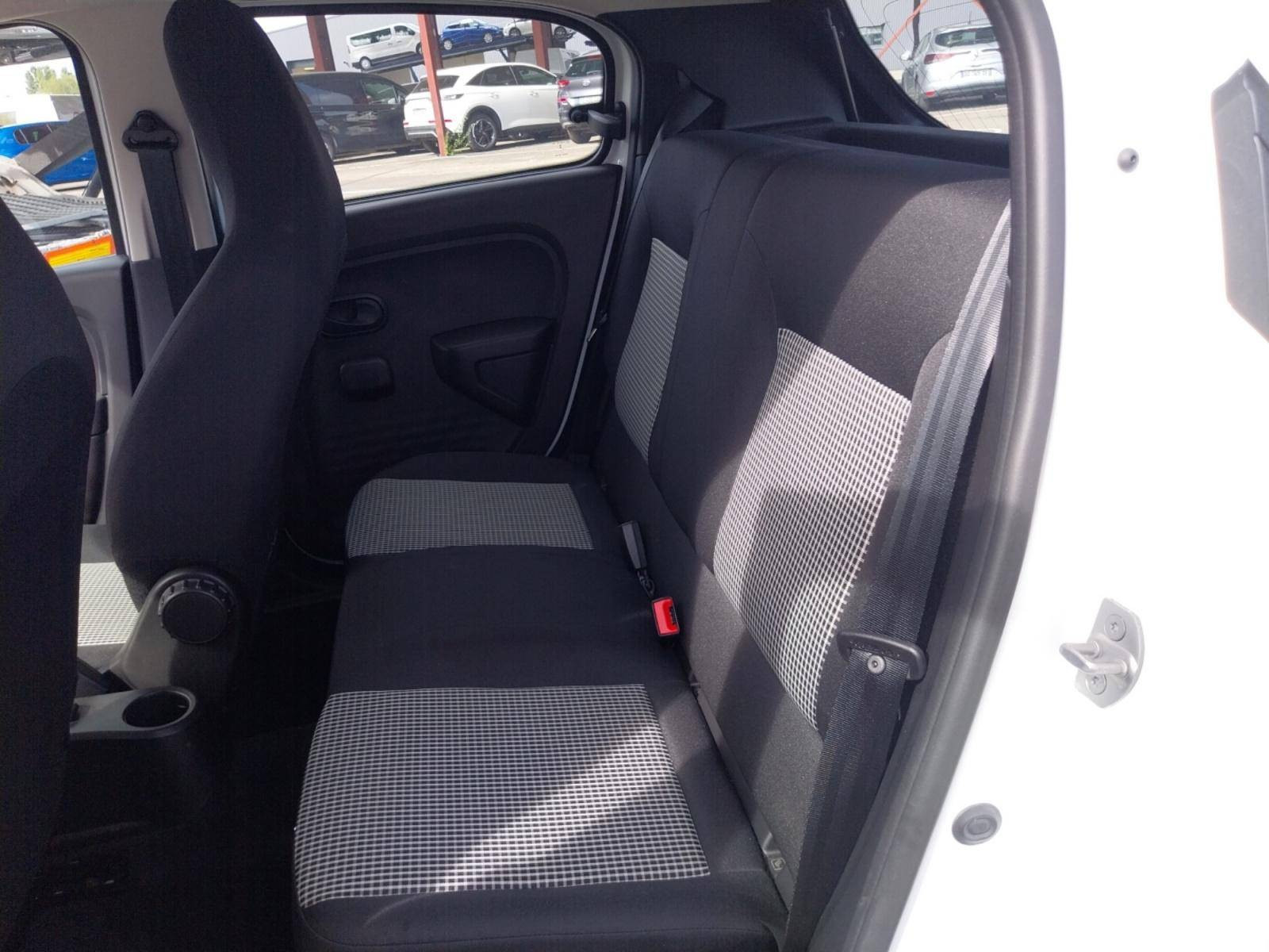 Vente en ligne Renault Twingo Electrique Twingo III E-Tech au prix de 12 990 €