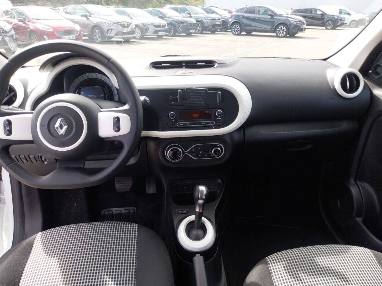Vente en ligne Renault Twingo Electrique Twingo III E-Tech au prix de 12 990 €