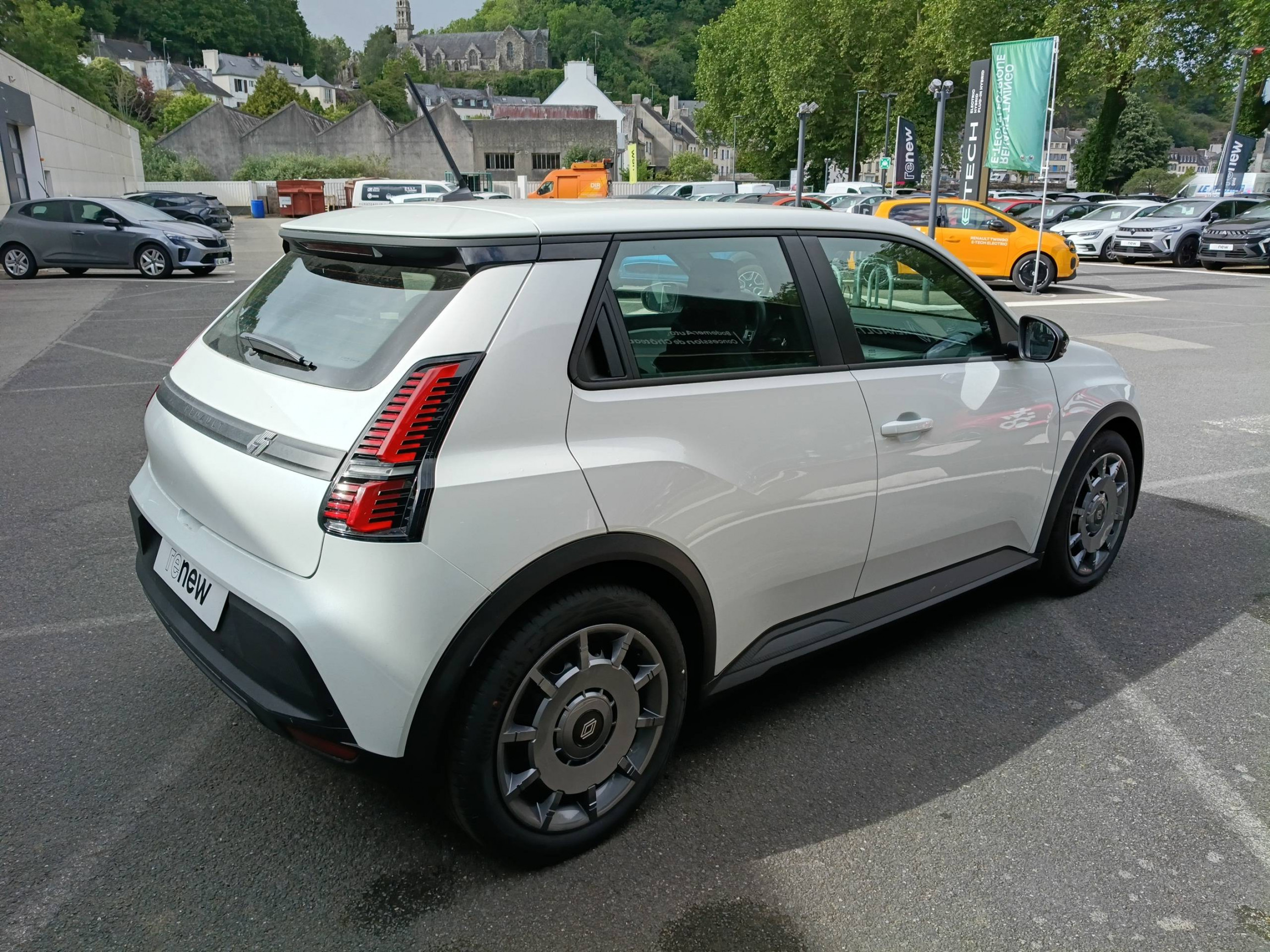 Vente en ligne Renault R5 E-Tech  150 ch autonomie confort au prix de 31 990 €
