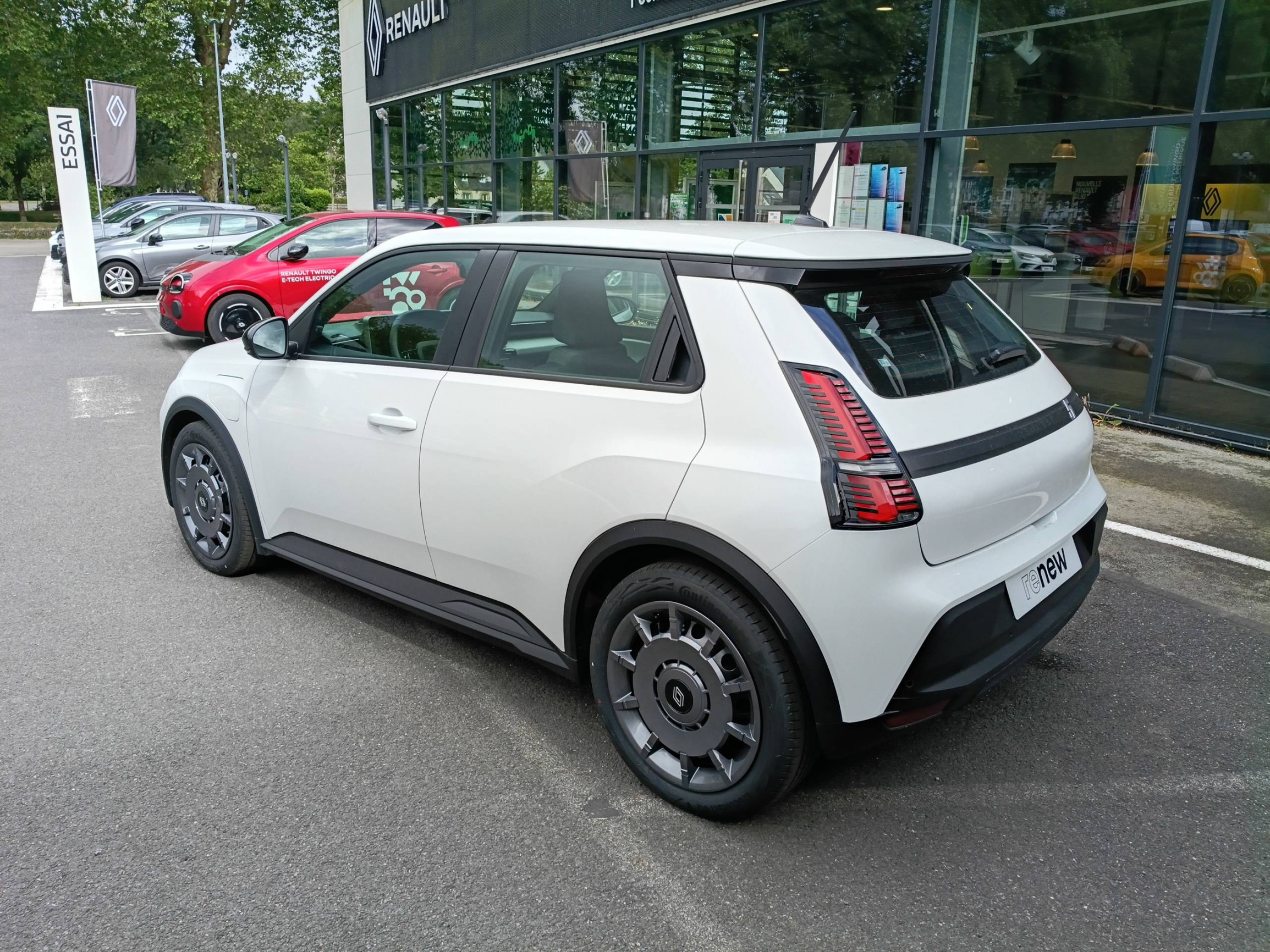 Vente en ligne Renault R5 E-Tech  150 ch autonomie confort au prix de 31 990 €