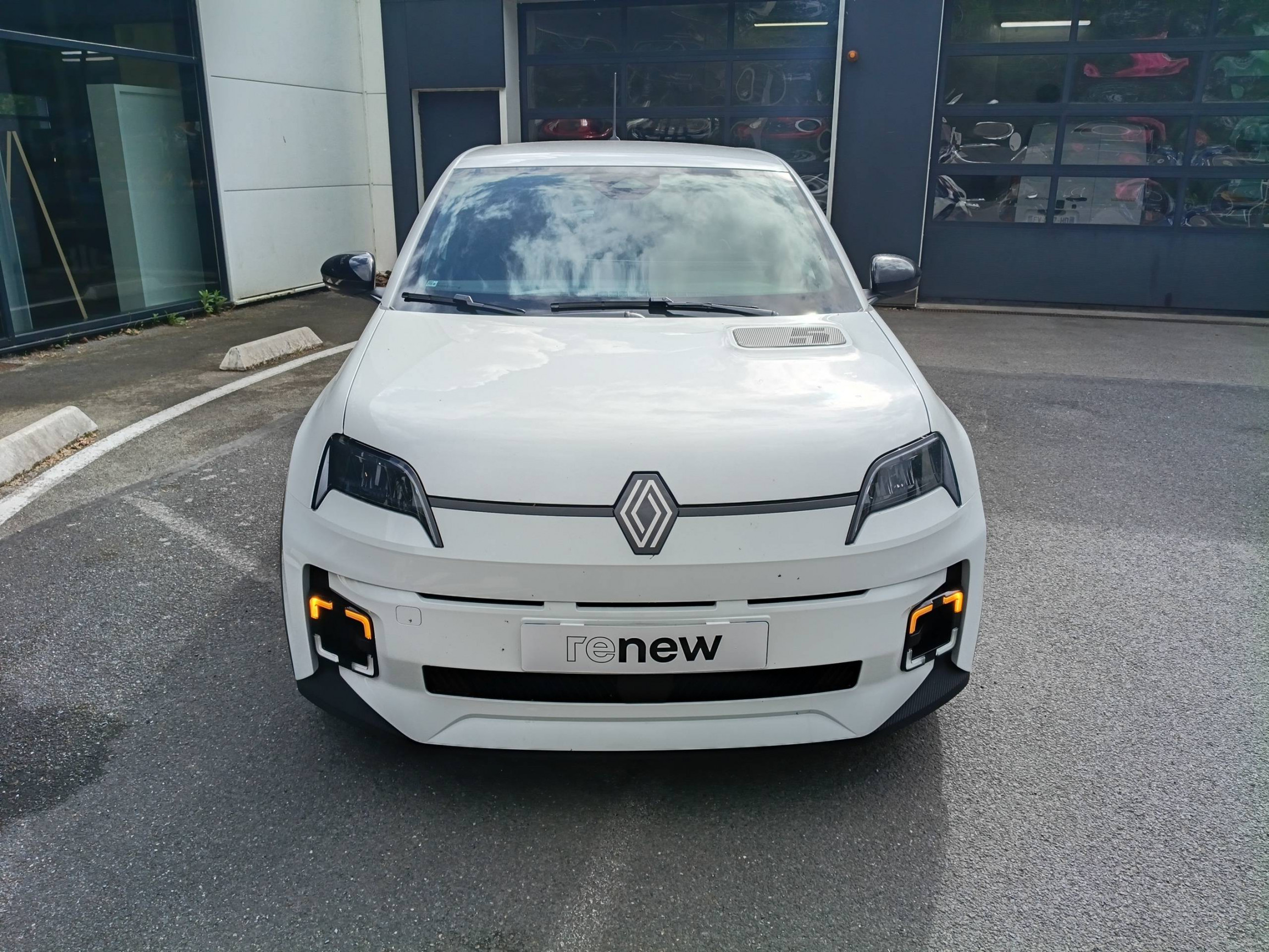 Vente en ligne Renault R5 E-Tech  150 ch autonomie confort au prix de 31 990 €