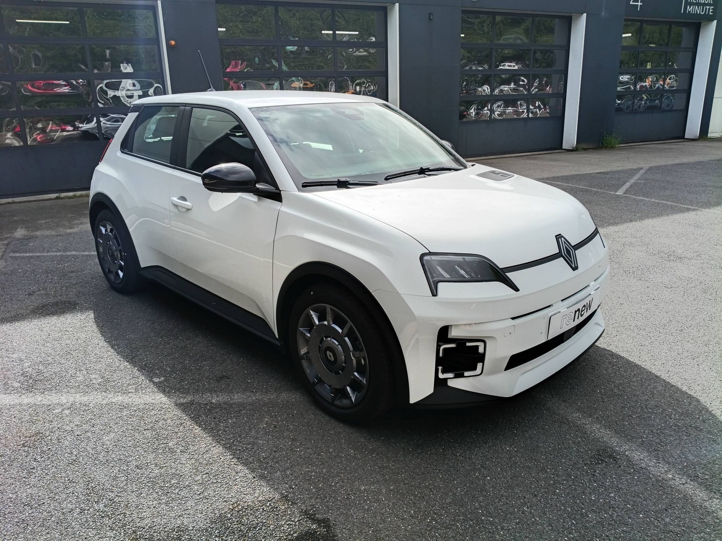 Vente en ligne Renault R5 E-Tech  150 ch autonomie confort au prix de 31 990 €