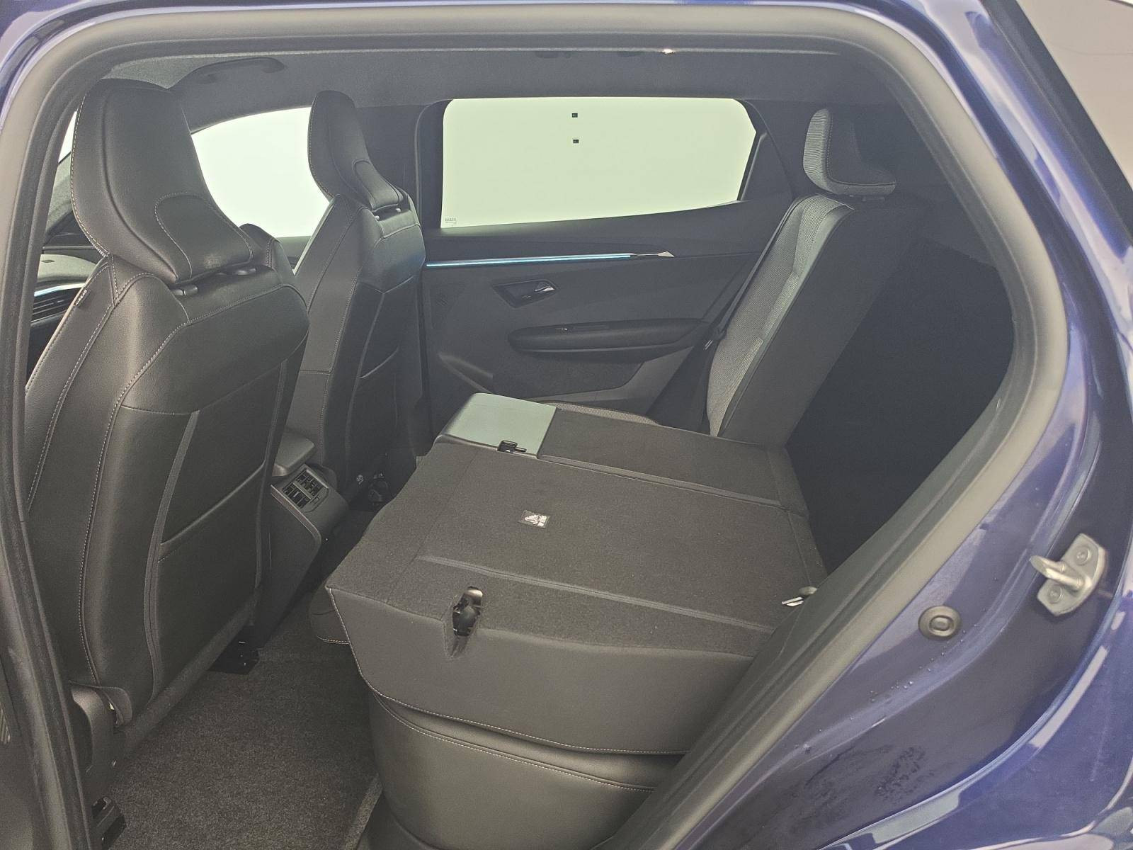 Vente en ligne Renault Scenic E-Tech Scenic E-Tech électrique 220 ch grande autonomie au prix de 37 990 €