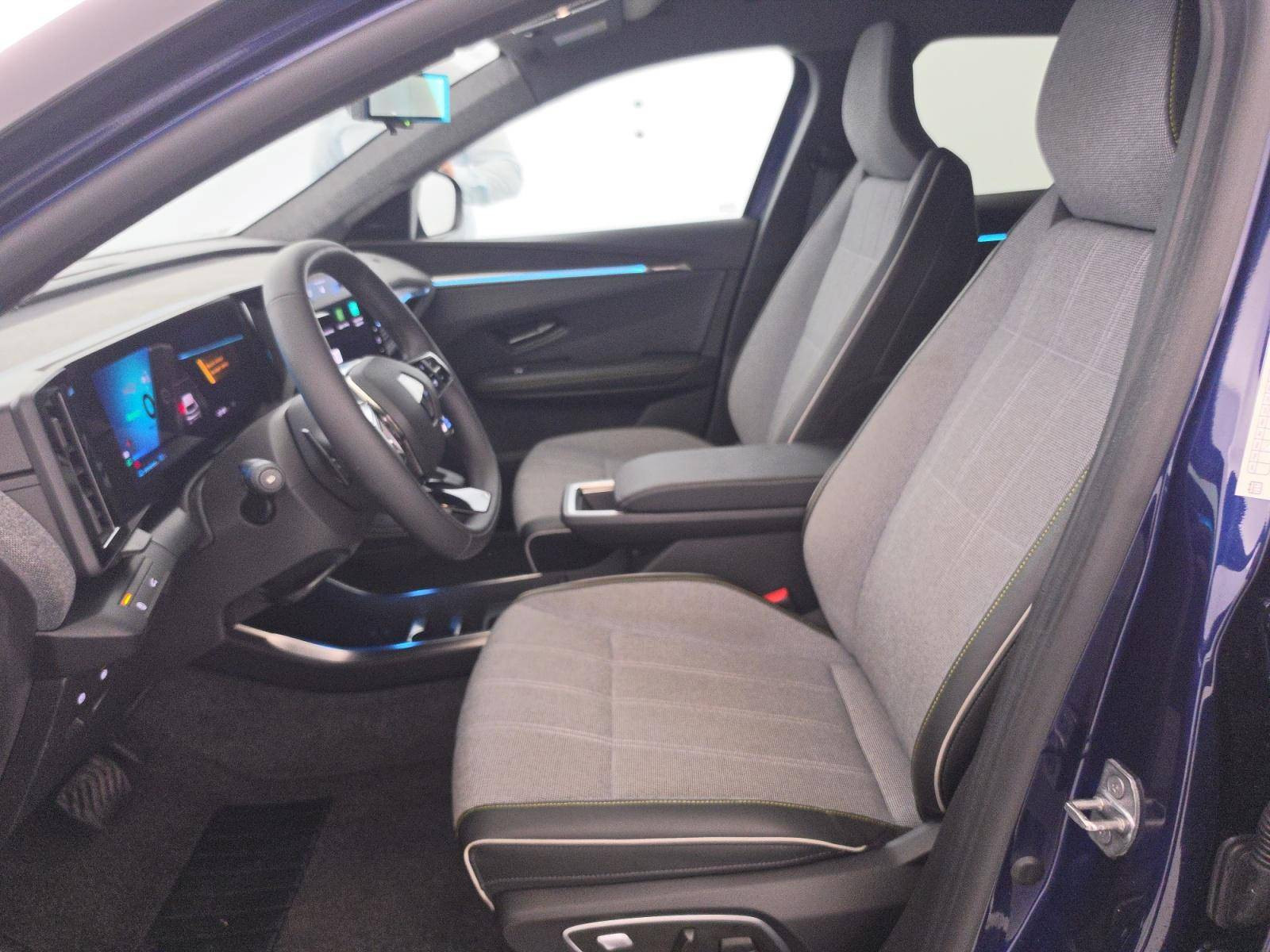 Vente en ligne Renault Scenic E-Tech Scenic E-Tech électrique 220 ch grande autonomie au prix de 37 990 €