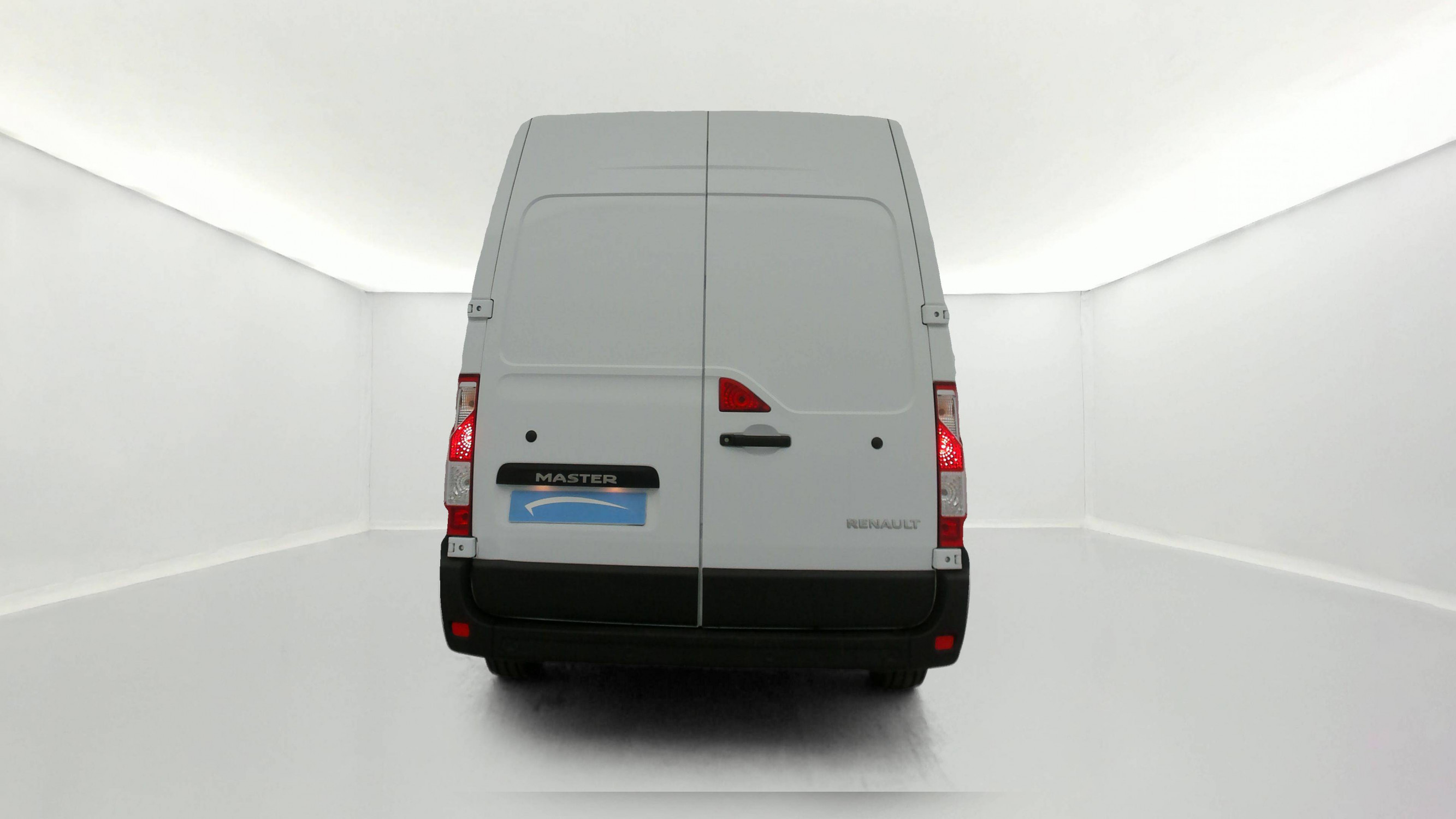 Vente en ligne Renault Master Fourgon MASTER FGN TRAC F3500 L2H2 BLUE DCI 135 au prix de 22 990 €