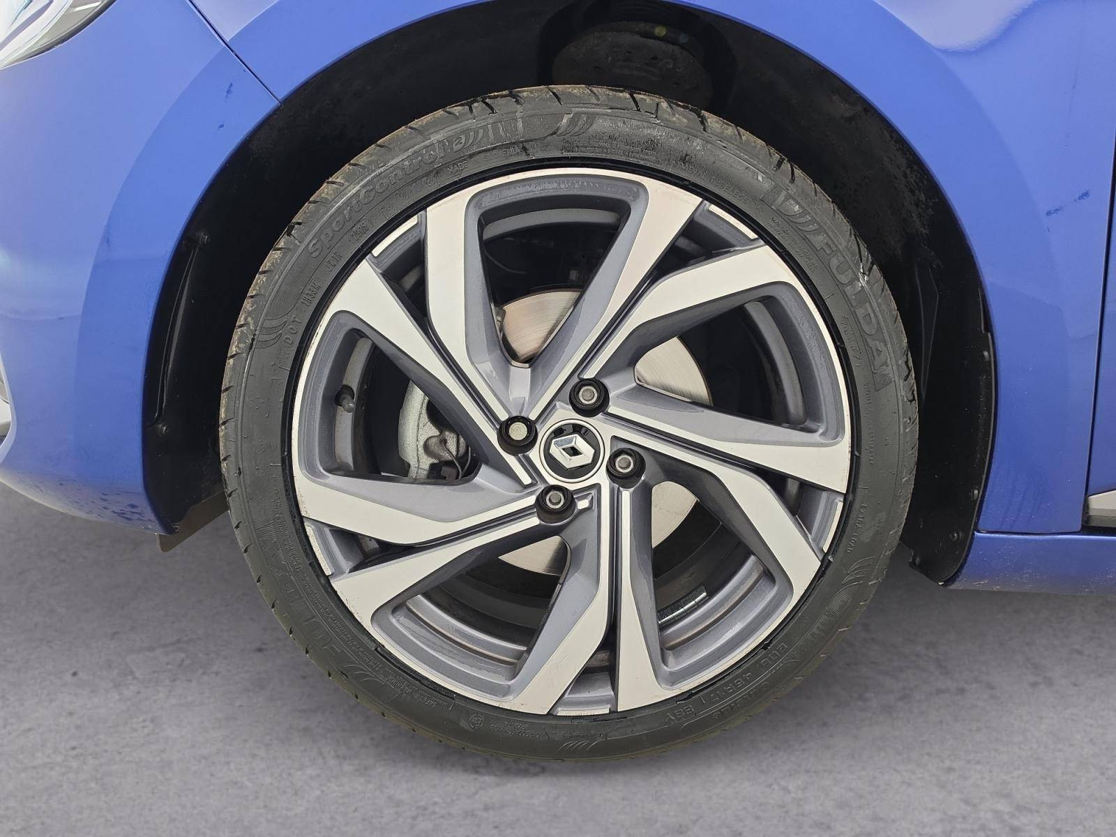 Vente en ligne Renault Clio 5 Clio TCe 140 au prix de 17 990 €