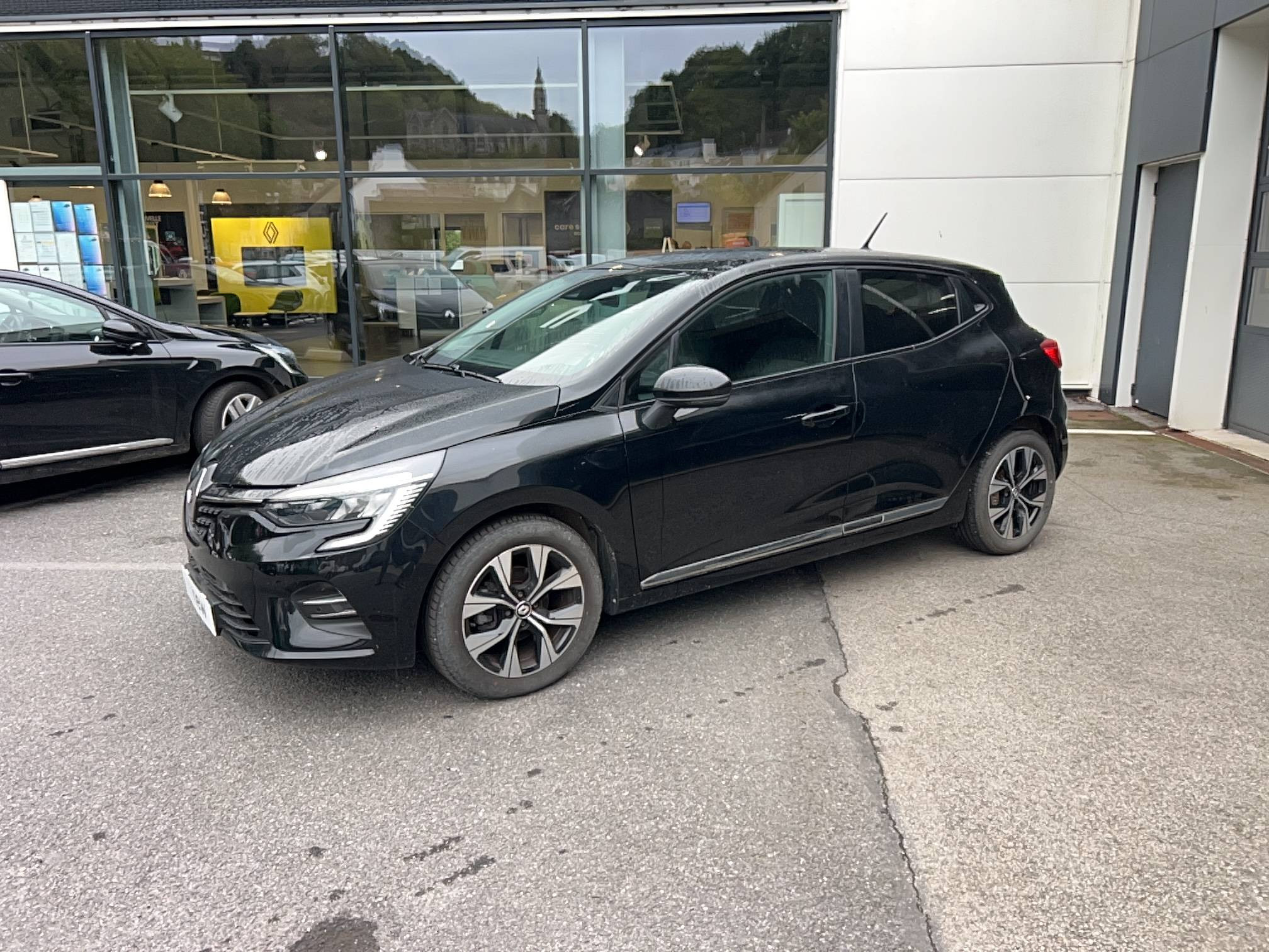 Renault Clio 5 Clio SCe 65 occasion de 2022 en vente à Châteaulin