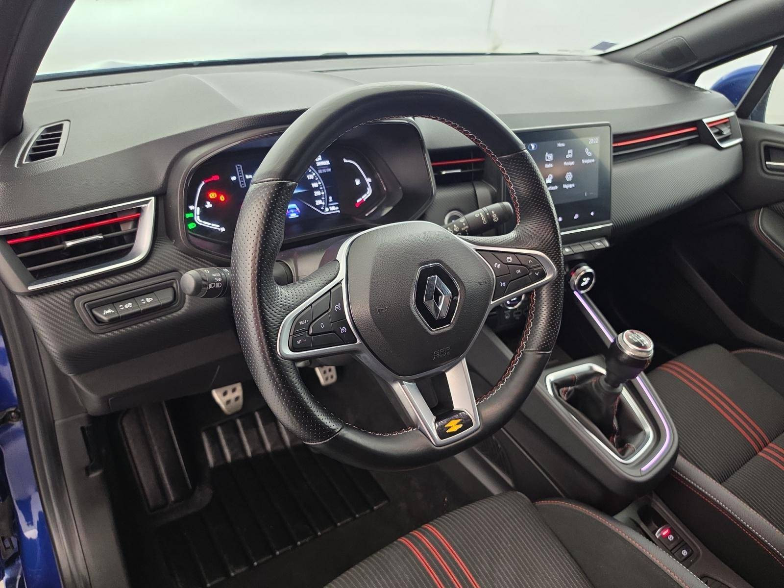 Vente en ligne Renault Clio 5 Clio TCe 140 au prix de 17 990 €
