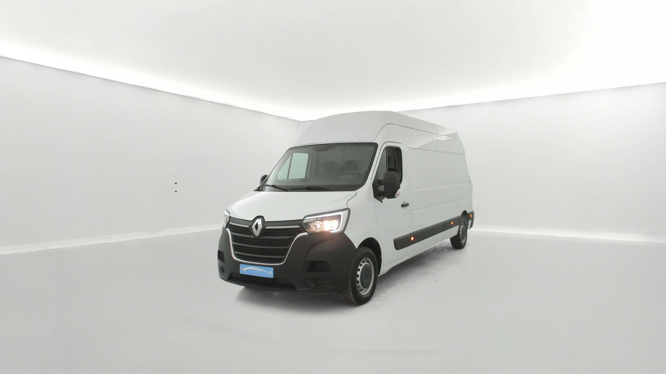Renault Master Fourgon MASTER FGN TRAC F3500 L3H3 BLUE DCI 135 occasion de 2024 en vente à Châteaulin