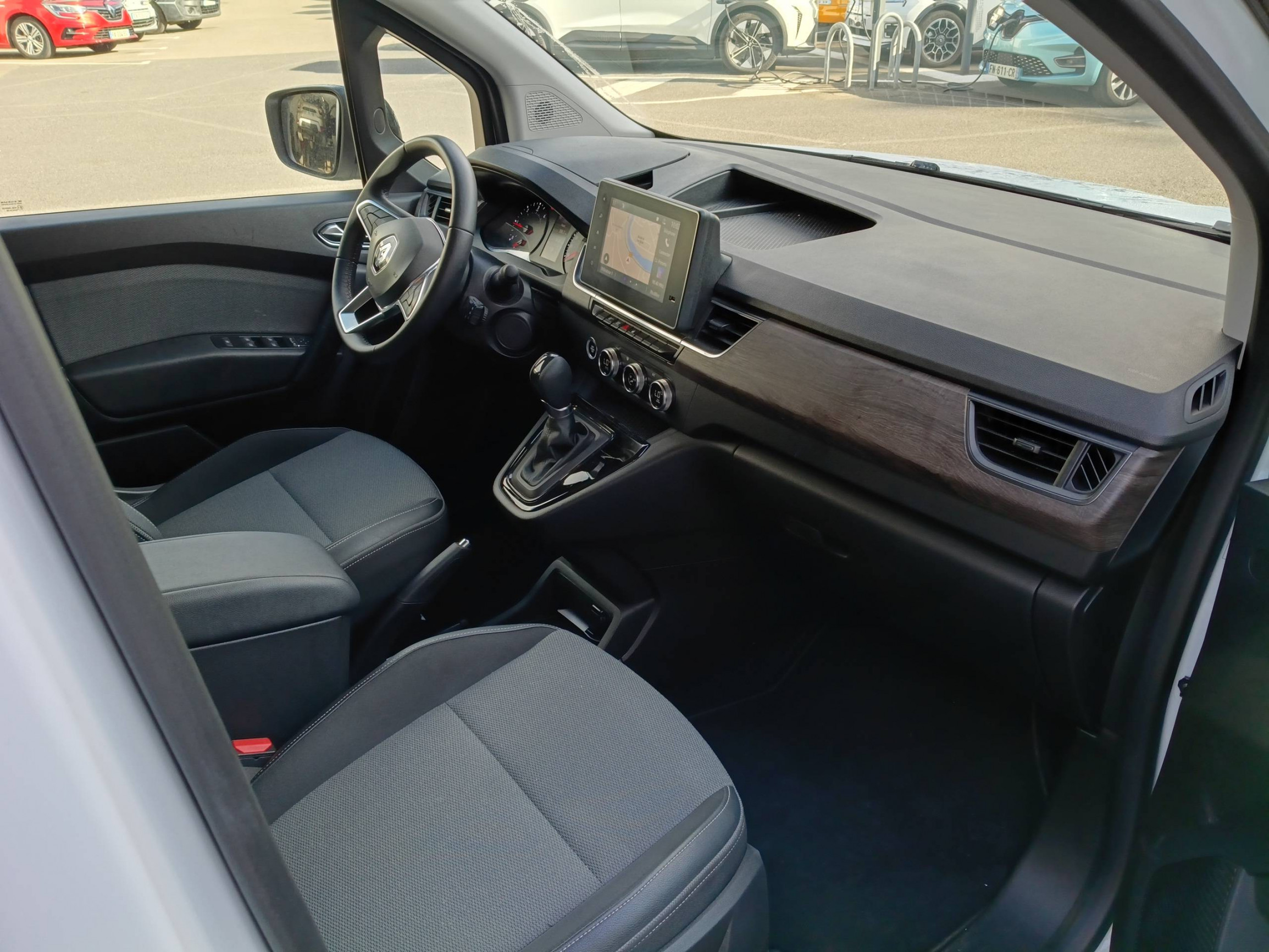 Vente en ligne Renault Kangoo  Blue dCi 115 EDC au prix de 25 990 €