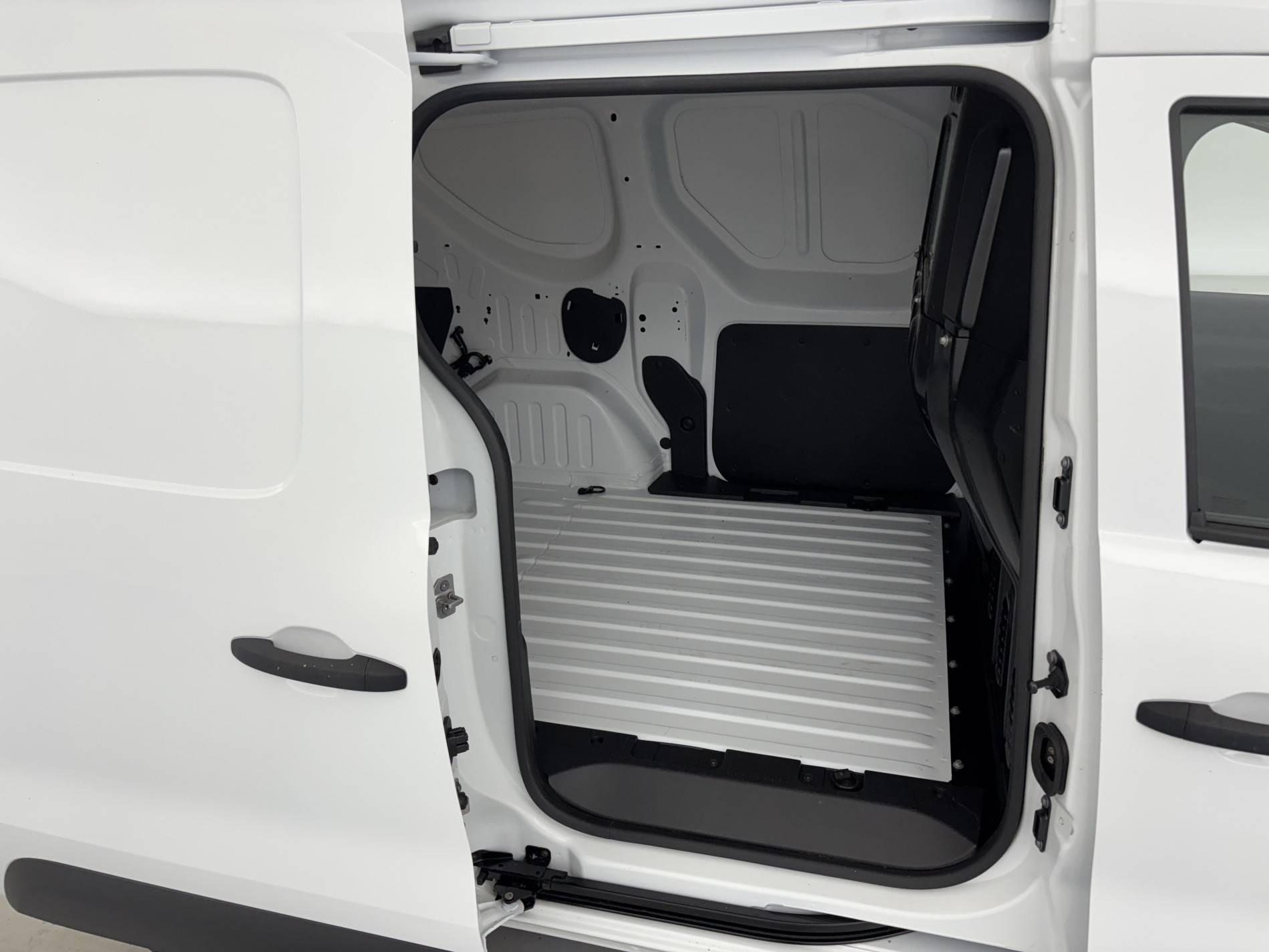 Vente en ligne Renault Express Van  BLUE DCI 95 - 22 au prix de 15 490 €