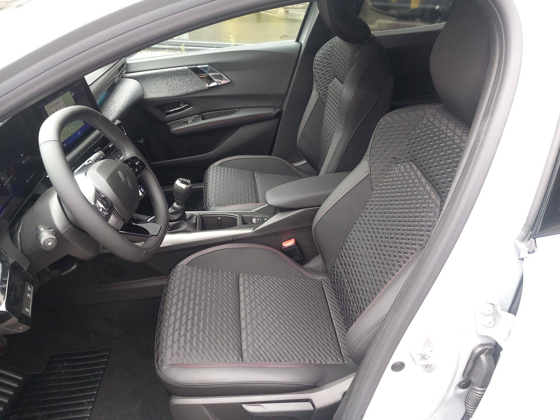 Vente en ligne Renault Clio 6 Clio TCe 115 ch au prix de 22 490 €