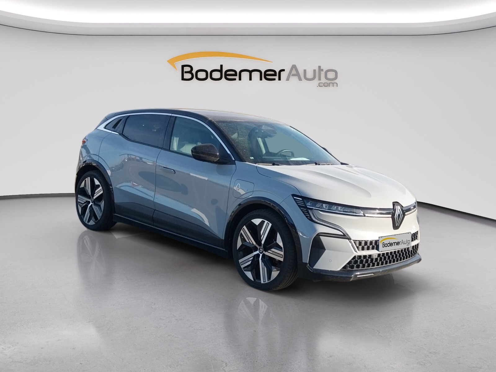 Vente en ligne Renault Megane E-Tech  EV60 220 ch super charge au prix de 26 990 €